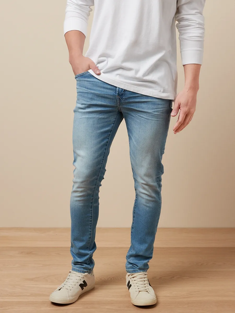 AMERICAN EAGLE MEN LIGHT CLEAN SKINNY FIT 443 ICY BLUE Size - 26/28