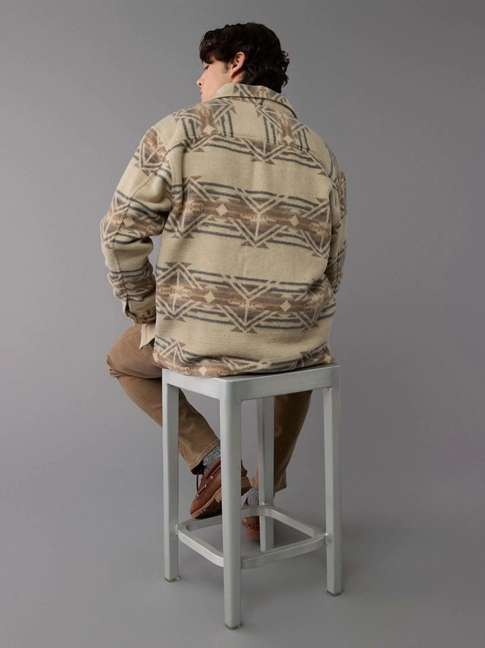 AMERICAN EAGLE MEN ARNOLD GEO OVERSIZED CSC COLLAR COLIN JACQUARD OVERSHIRT 247 COCOA CREAM