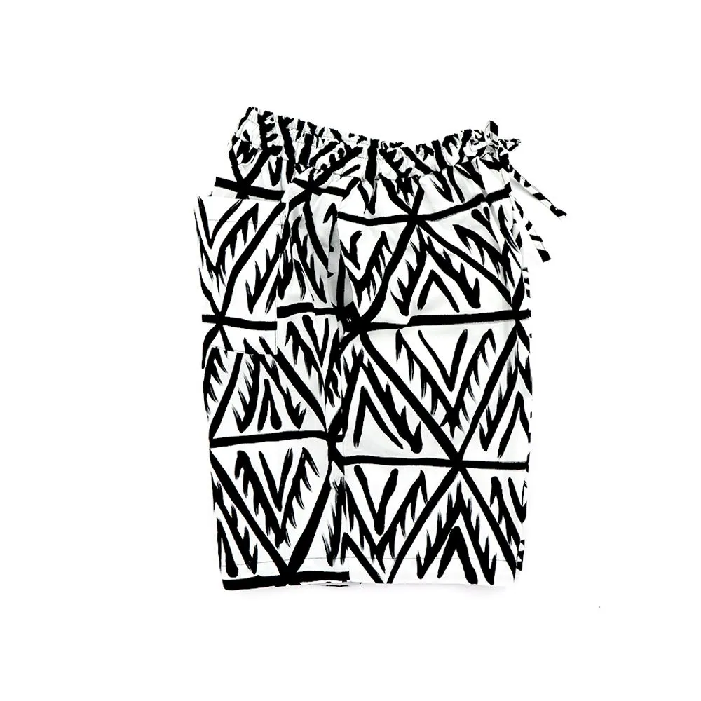 LAGOM Black Short Pants : Ikat