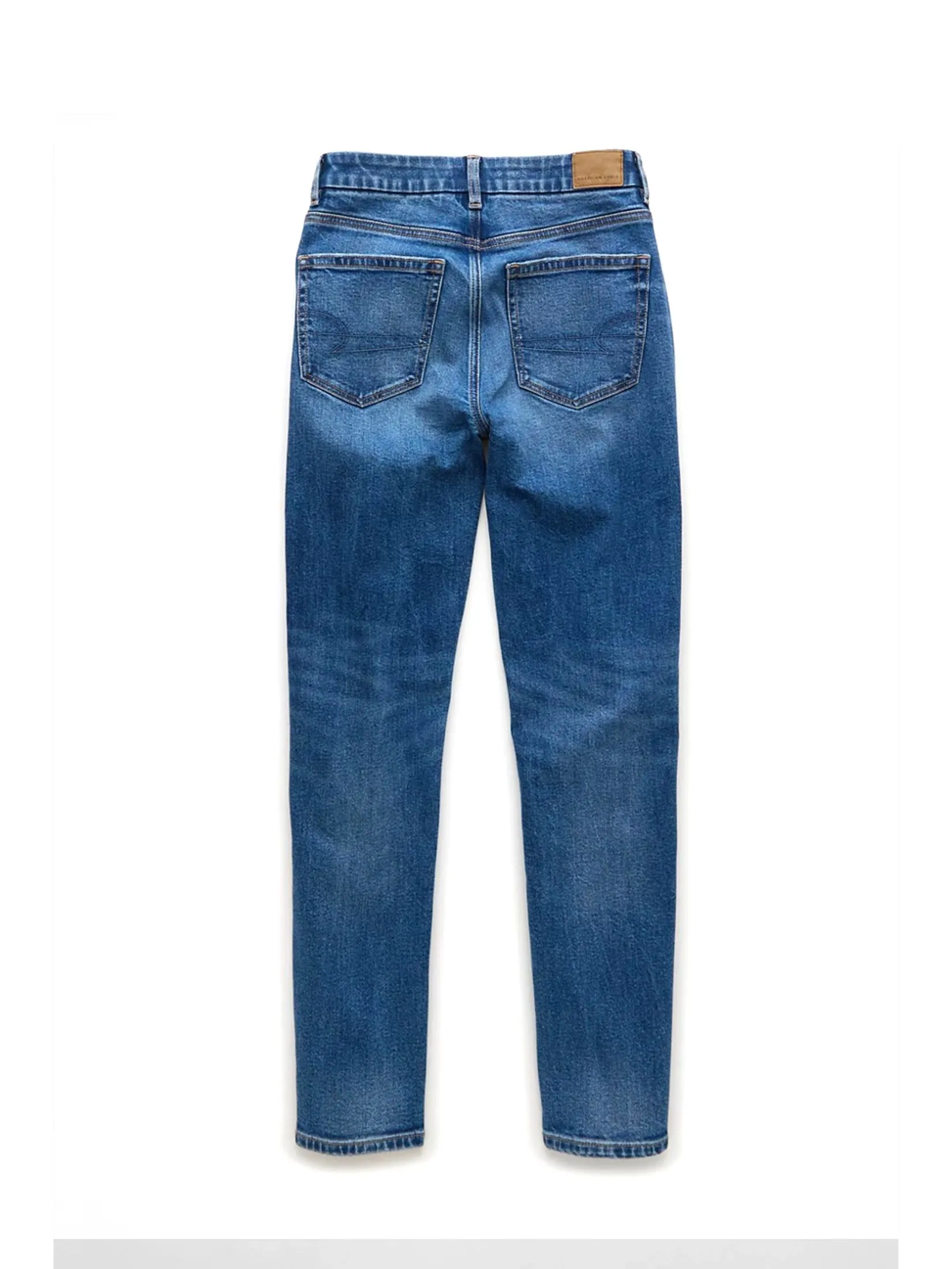 AMERICAN EAGLE WOMEN CURVY MOM JEANS 936 MEDIUM WASH