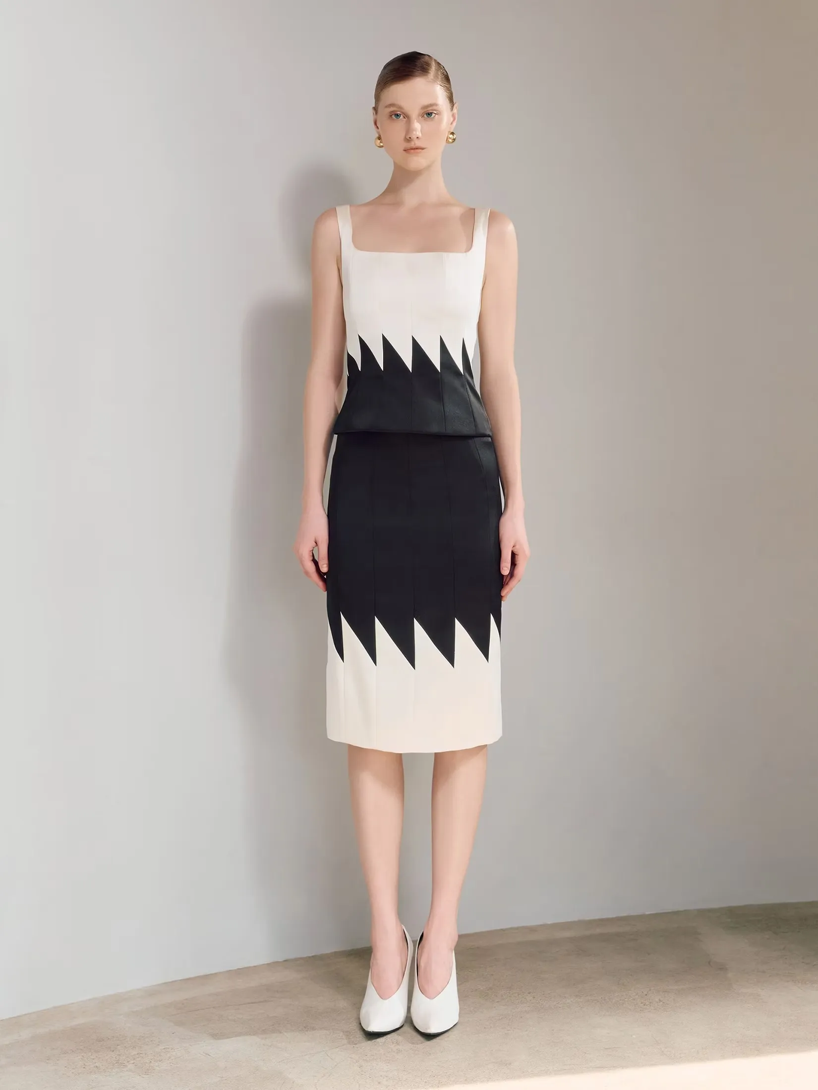 ASAVA ( SS25 )Therese Pencil Skirt  WHIHE+BLACK