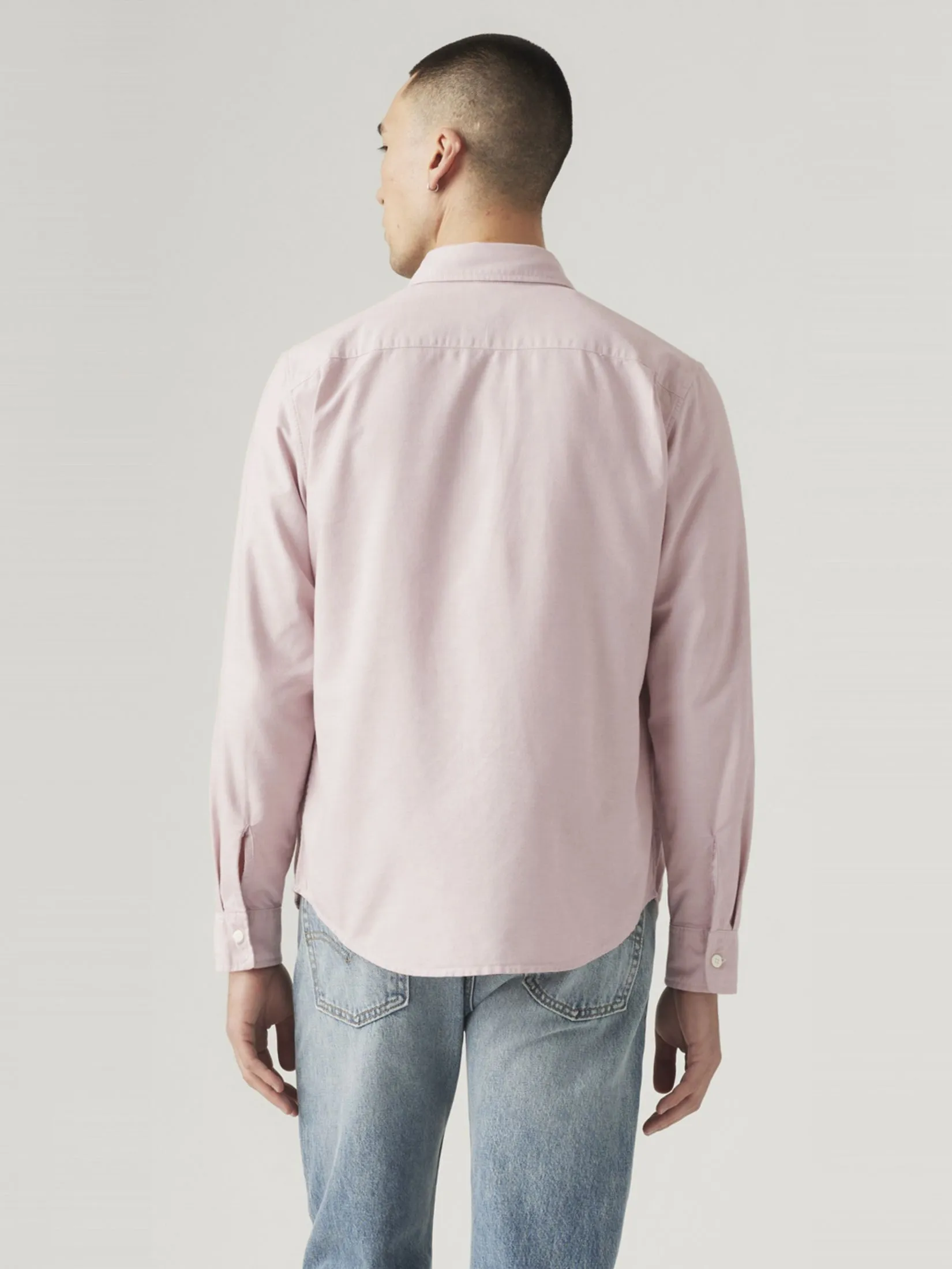 LEVI'S Men's Sunset Pocket Standard Fit Shirt Pink