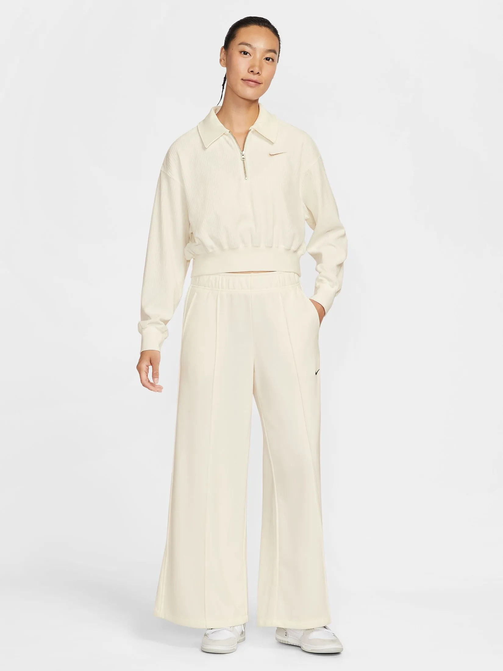 NIKE Women Track Pants Sportswear Mid Rise IH8515-133 Sail/Sail/Black