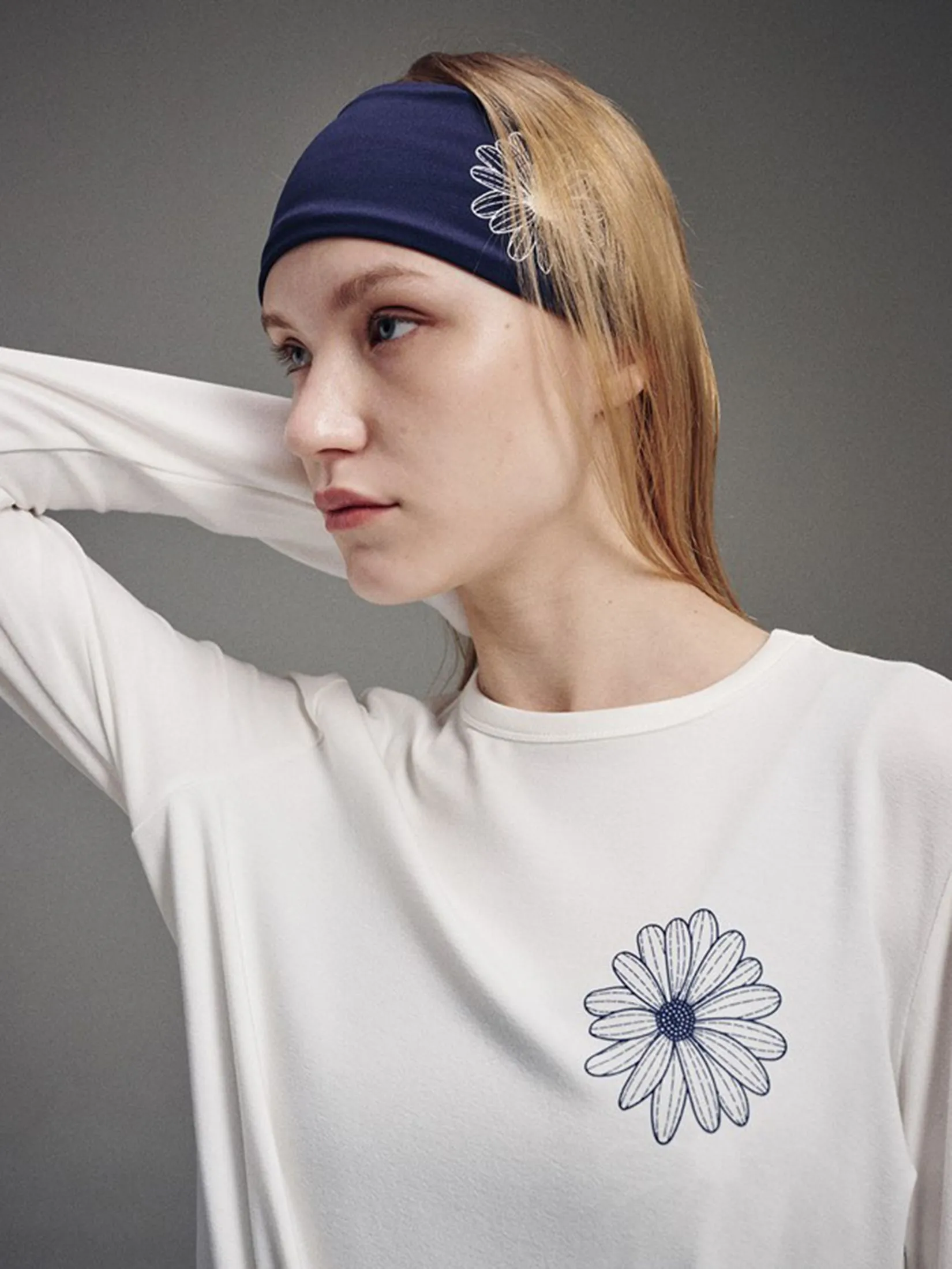 MARDI MERCREDI ACTIF Airlift Side Slit Top Theflower Ivory Navy F