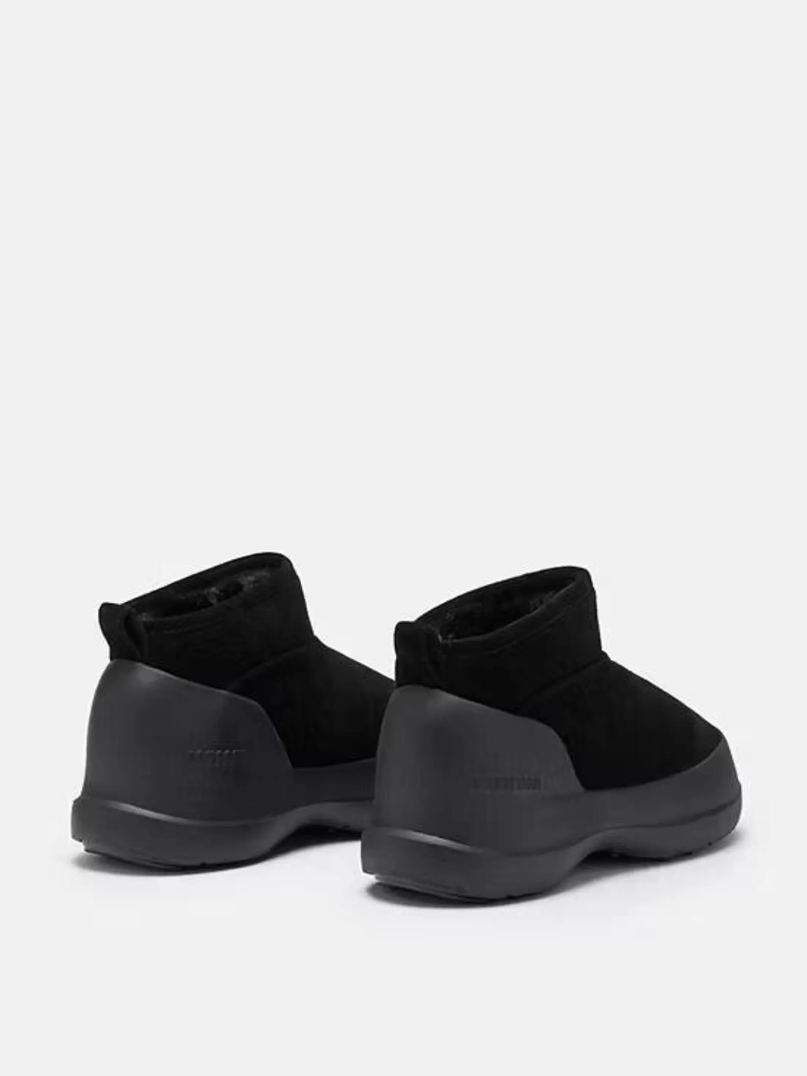 MOON BOOT LUNA LOW BOOT SUEDE IN BLACK