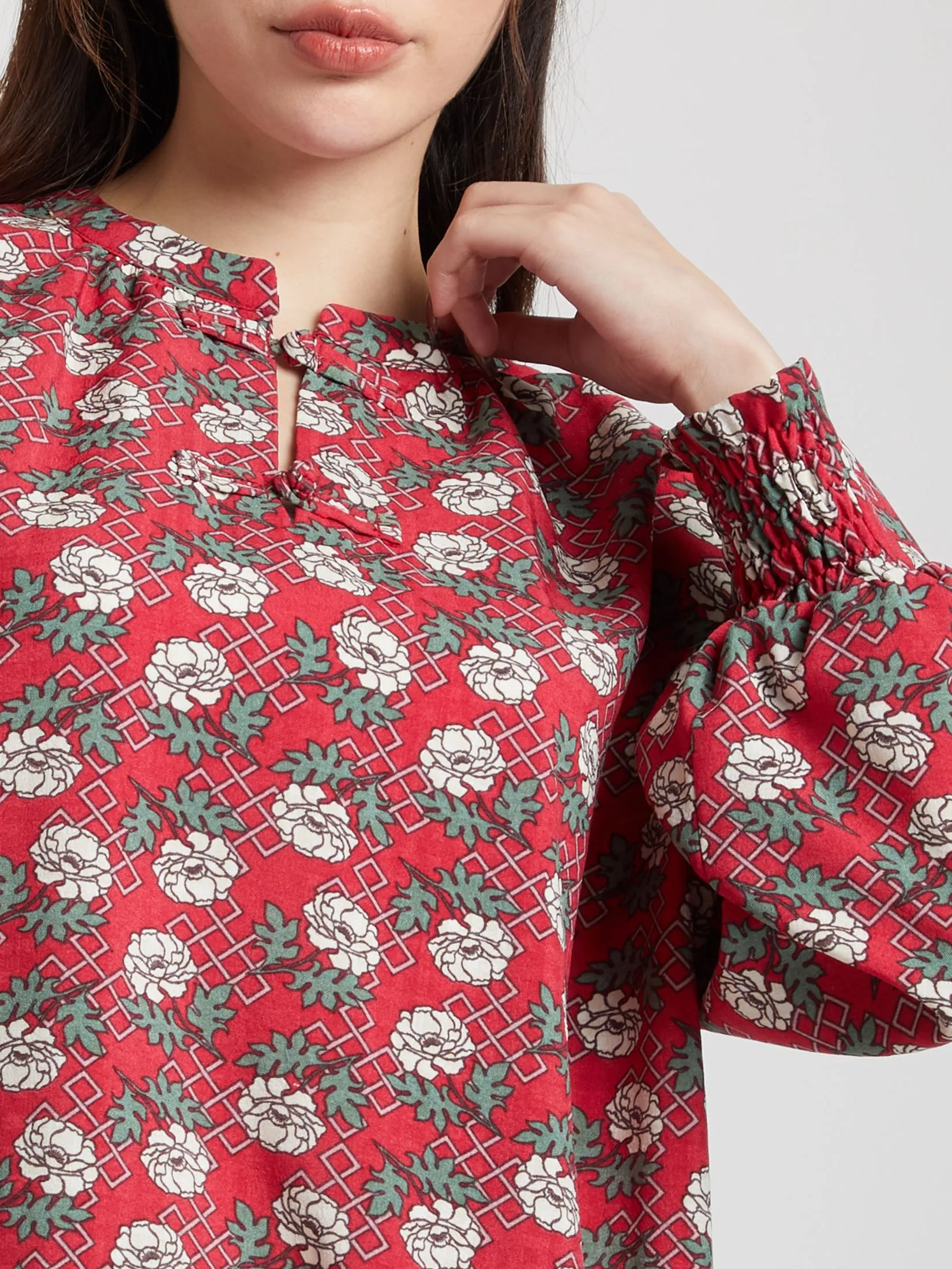 EASY PIECES Women Blouse Long Sleeves Round Neck Print