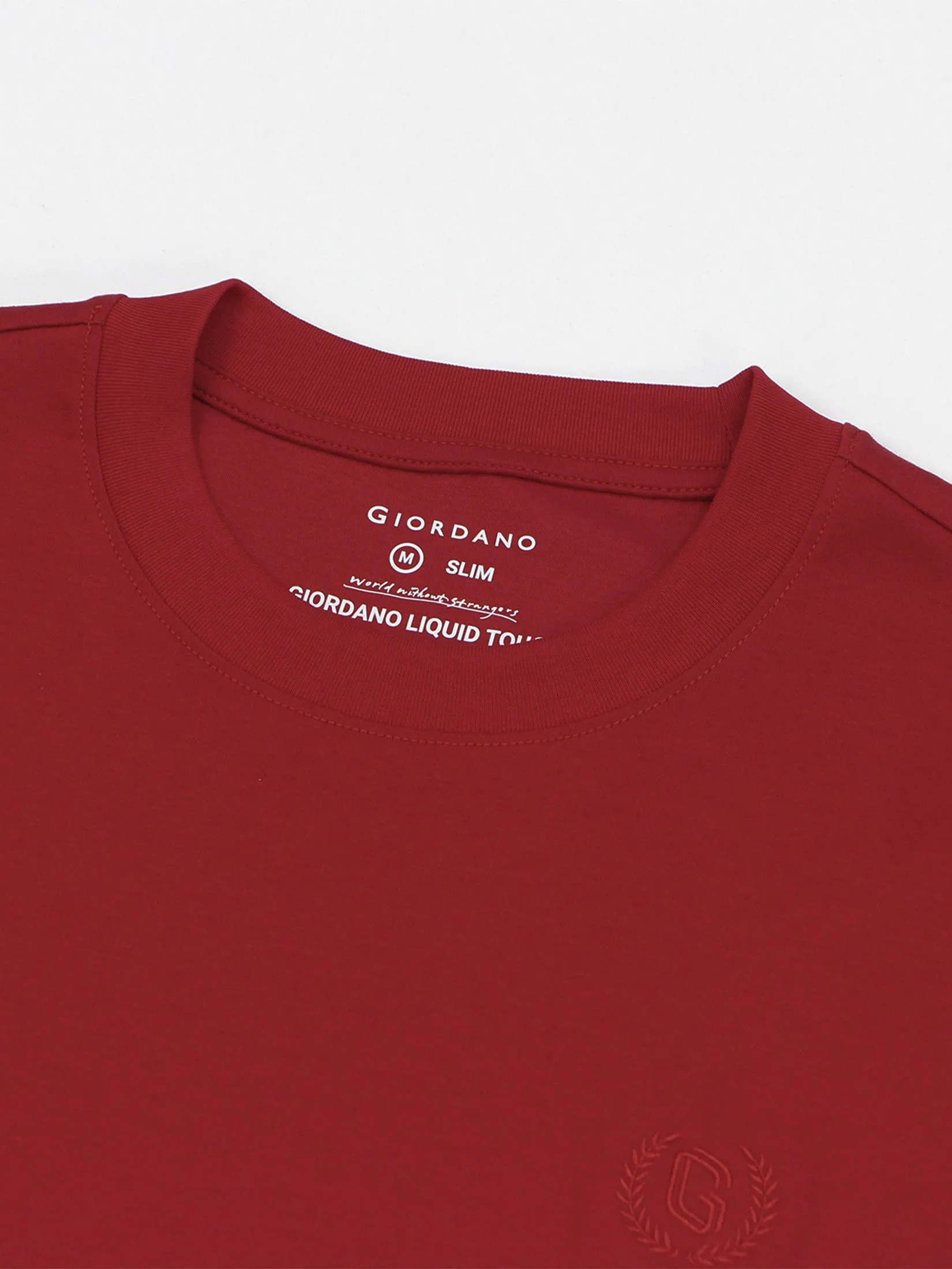GIORDANO Men's Interlock Embroidery Tee (Liquid Touch) Haute Red