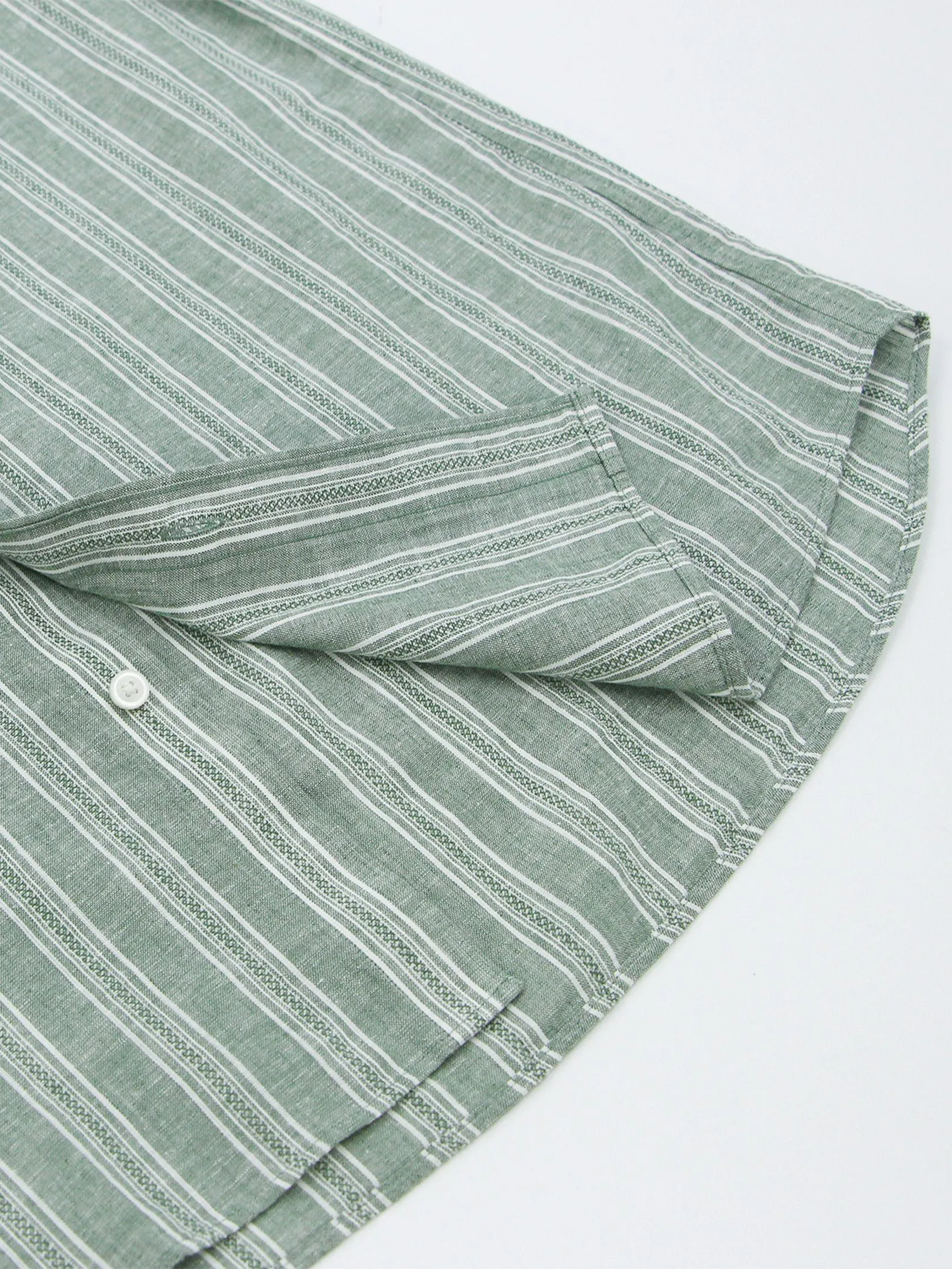 GIORDANO Men's Slim Mandarin Collar Linen Shirt Green x White Dobby