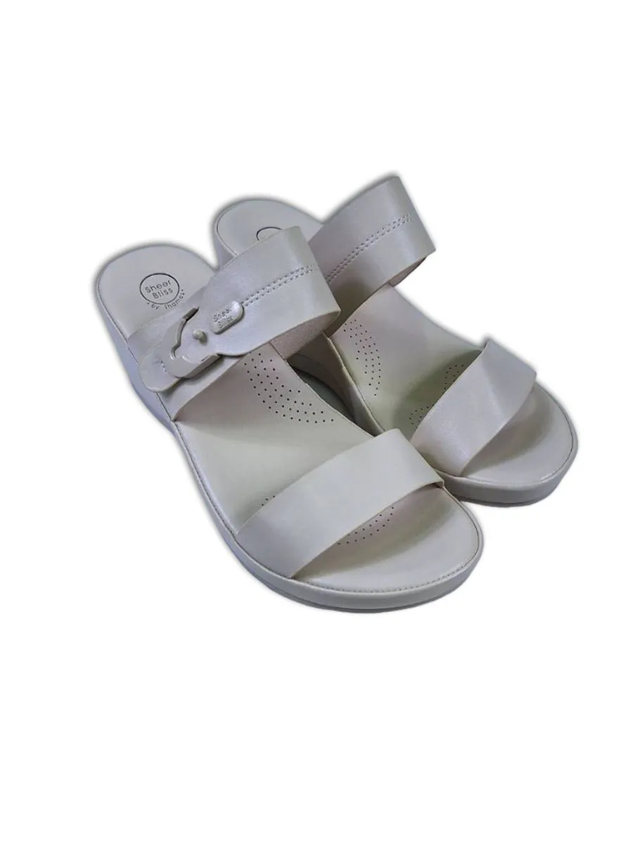 THAMES Women Heel Slippers Cream