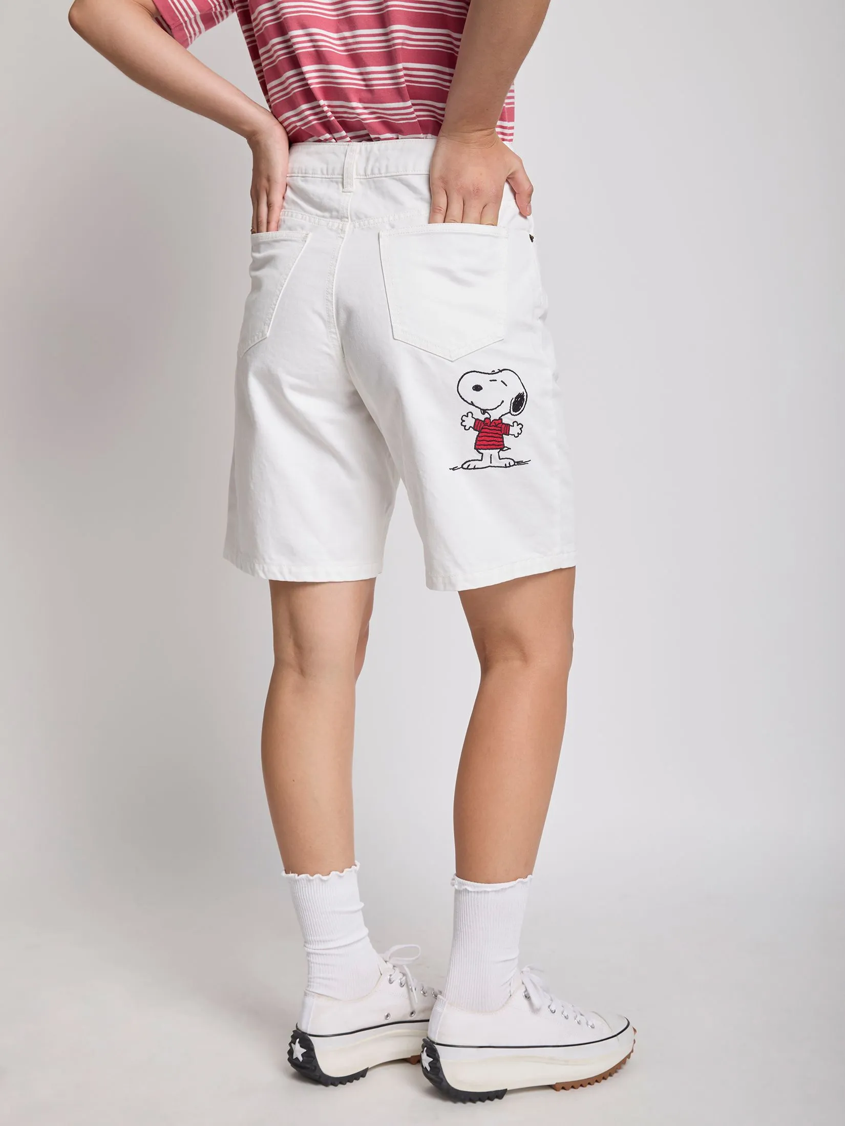 DEFRY 01 Women Shorts Snoopy