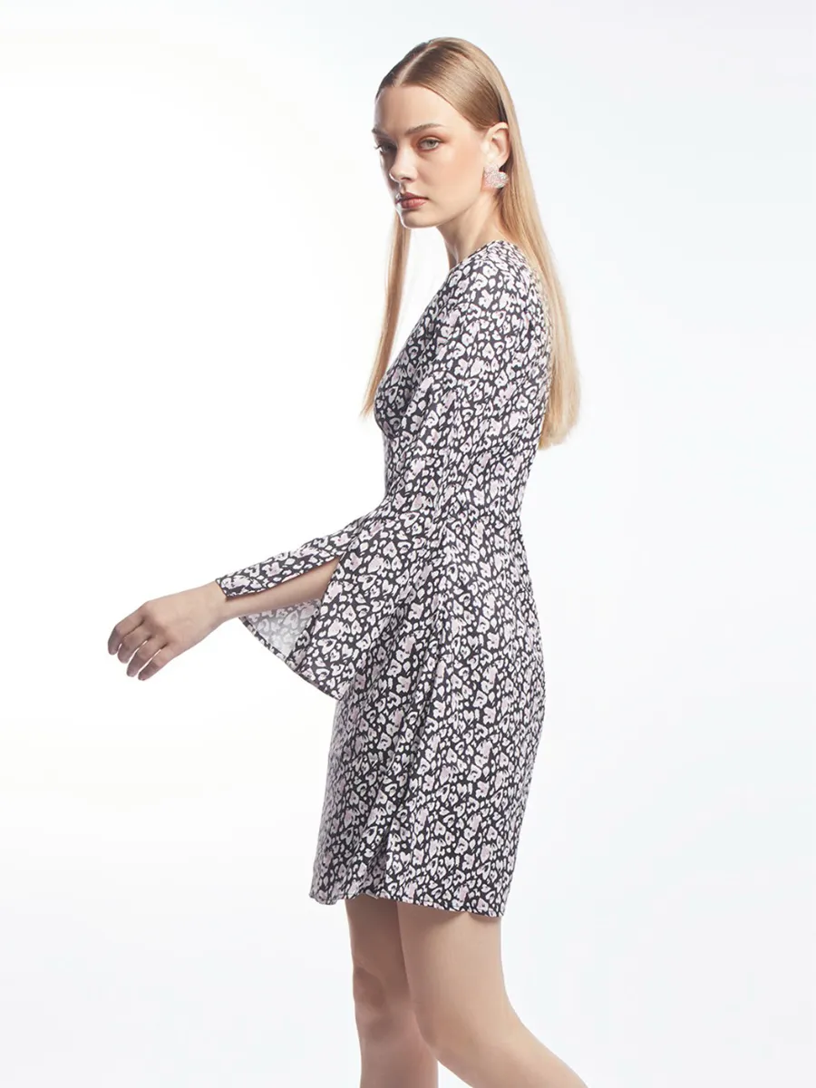 ESP Mini Heart Print Dress with Bell Sleeves Women Black