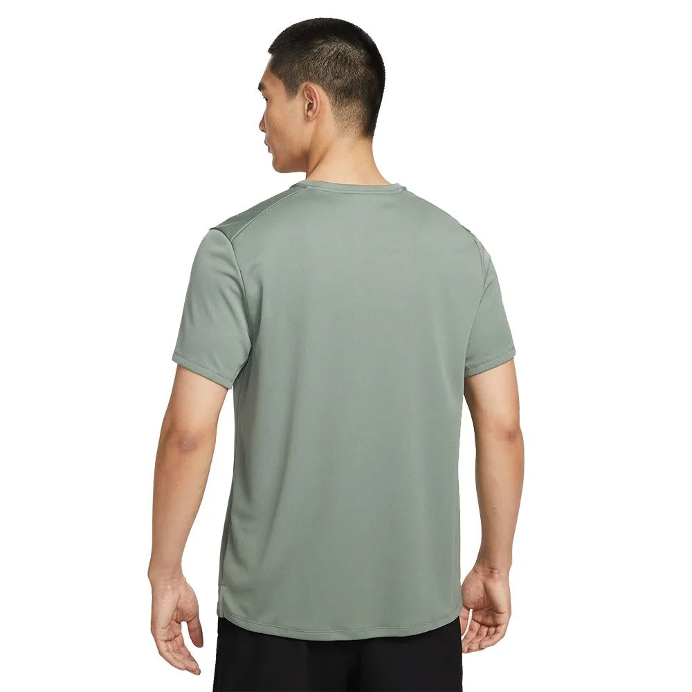 NIKE Dri-FIT UV Miler Men Running T-Shirt Green - NI083AP689ENTH
