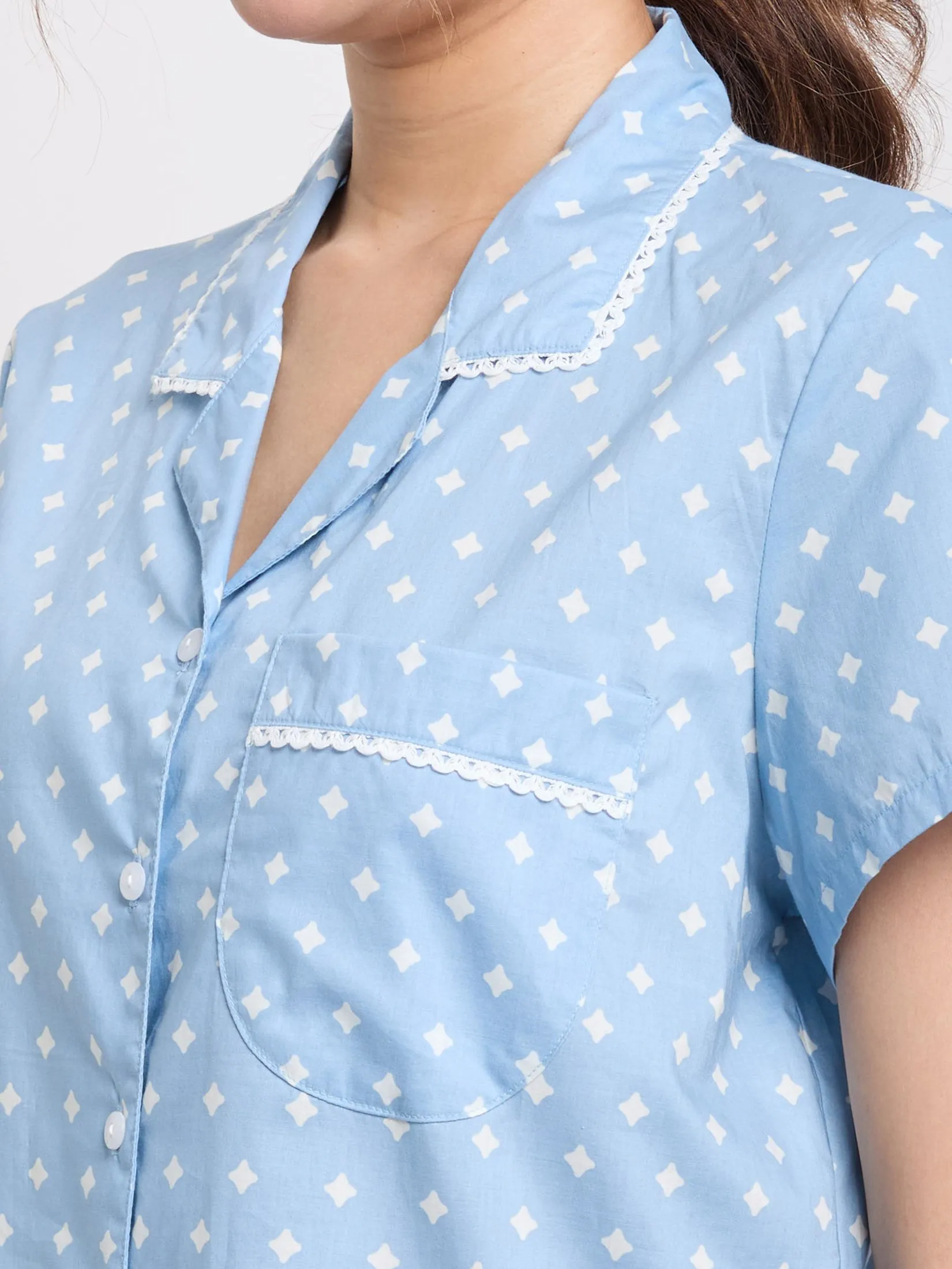 CLAUDIA'S ROMANCE Women Pyjamas Shirt Short Sleeves + Cropped Pants Light Blue