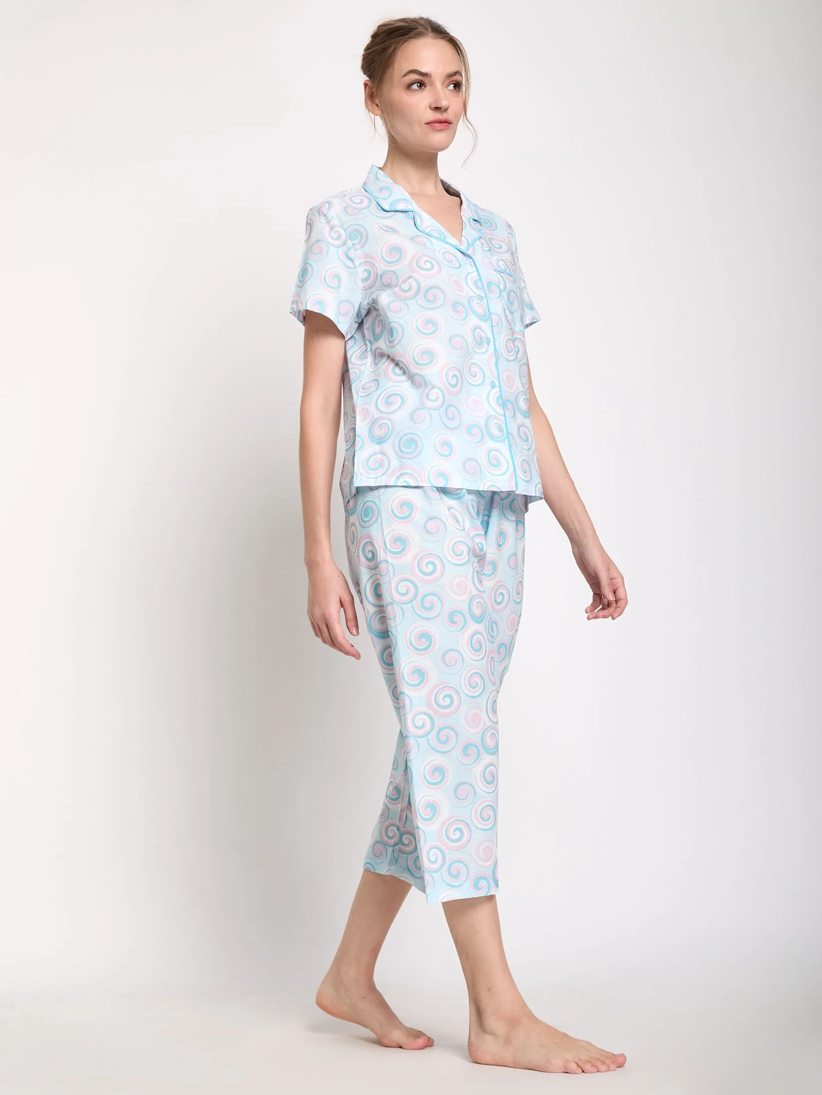 CLAUDIA'S ROMANCE Women Pyjamas Set Hawaiian Shirt Short Sleeves + Cropped Pants Light Blue