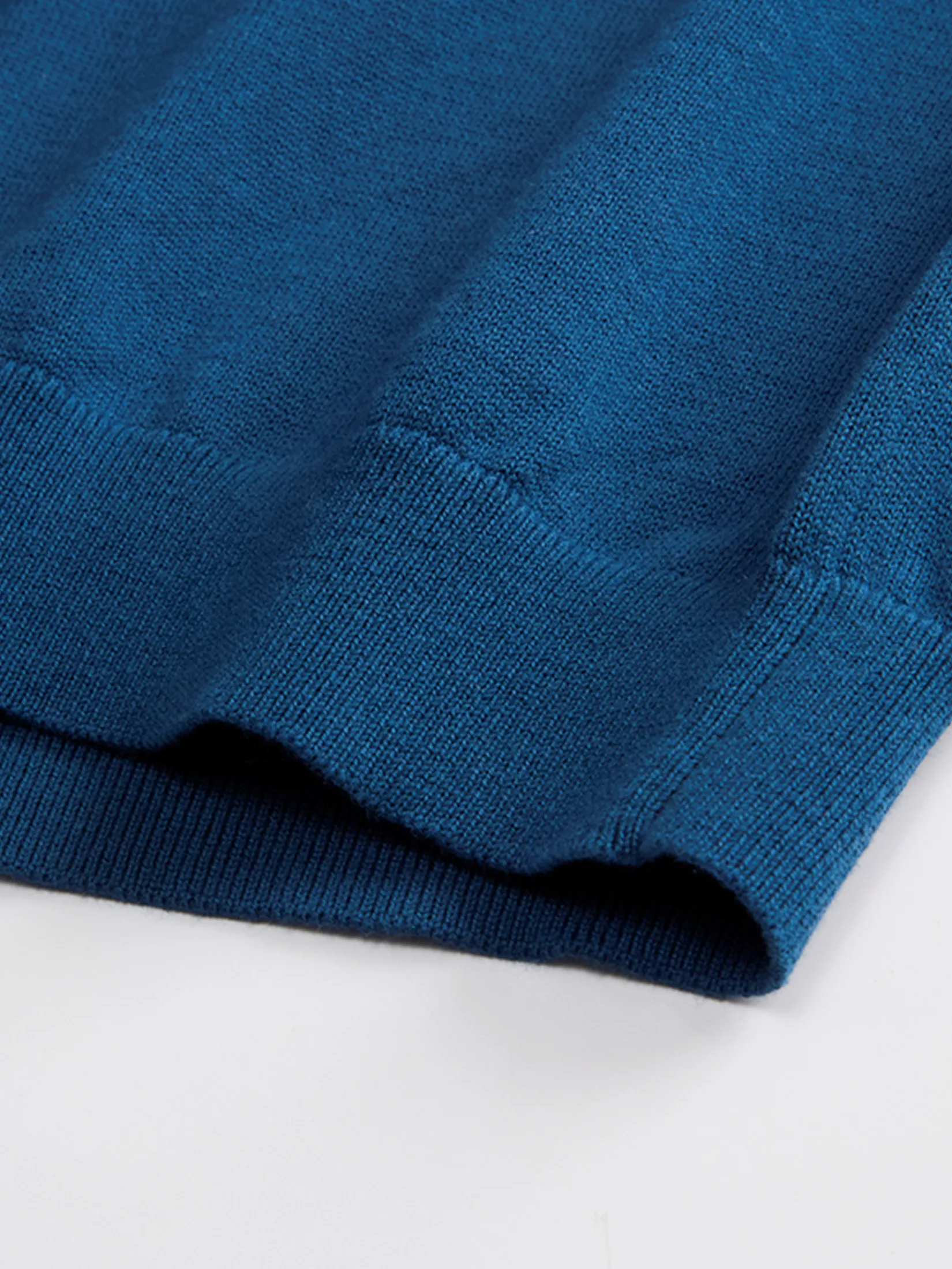 GIORDANO Men s Online Exclusive Soft Knit Polo Pullover Sweater (Korea) Blue