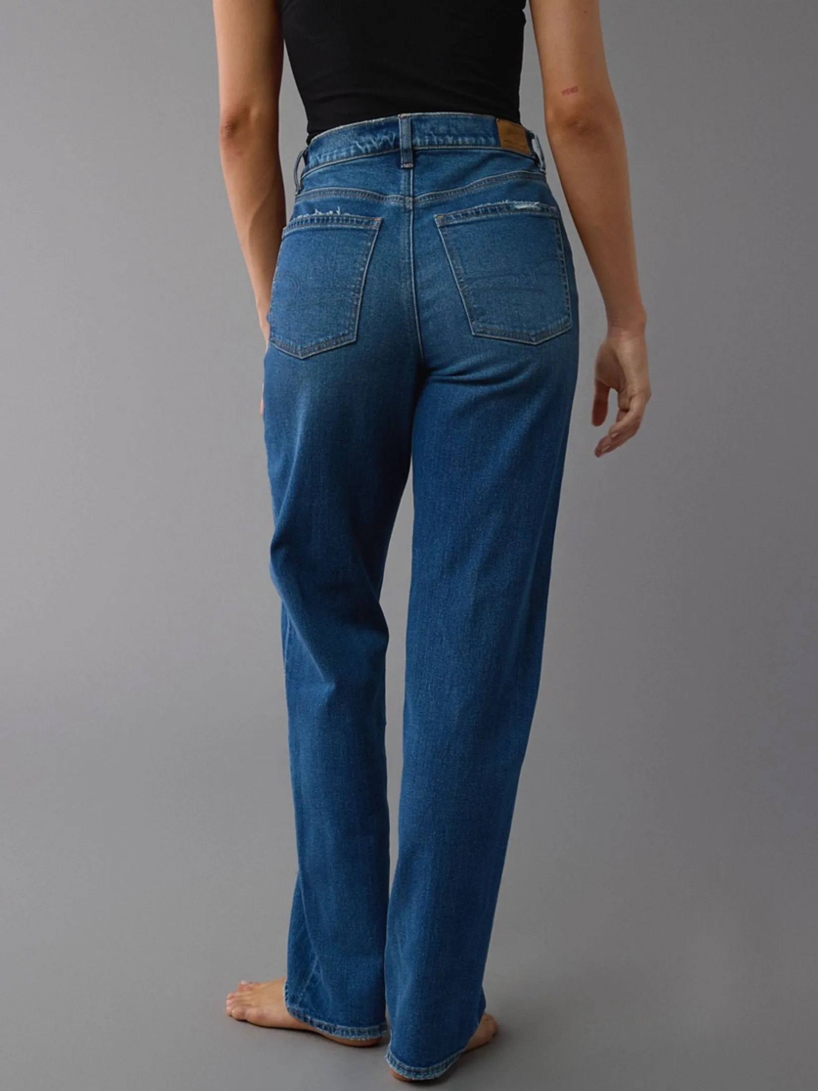 AMERICAN EAGLE WOMEN SUPER HIGH-RISE BAGGY STRAIGHT JEANS 475 DEEPEST AZURE