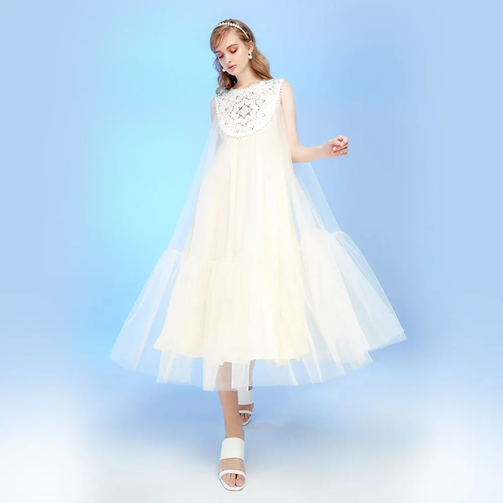 ICONIC CREAM GLORIFY MAXI DRESS MODEL GLORIFY MAXI DRESS