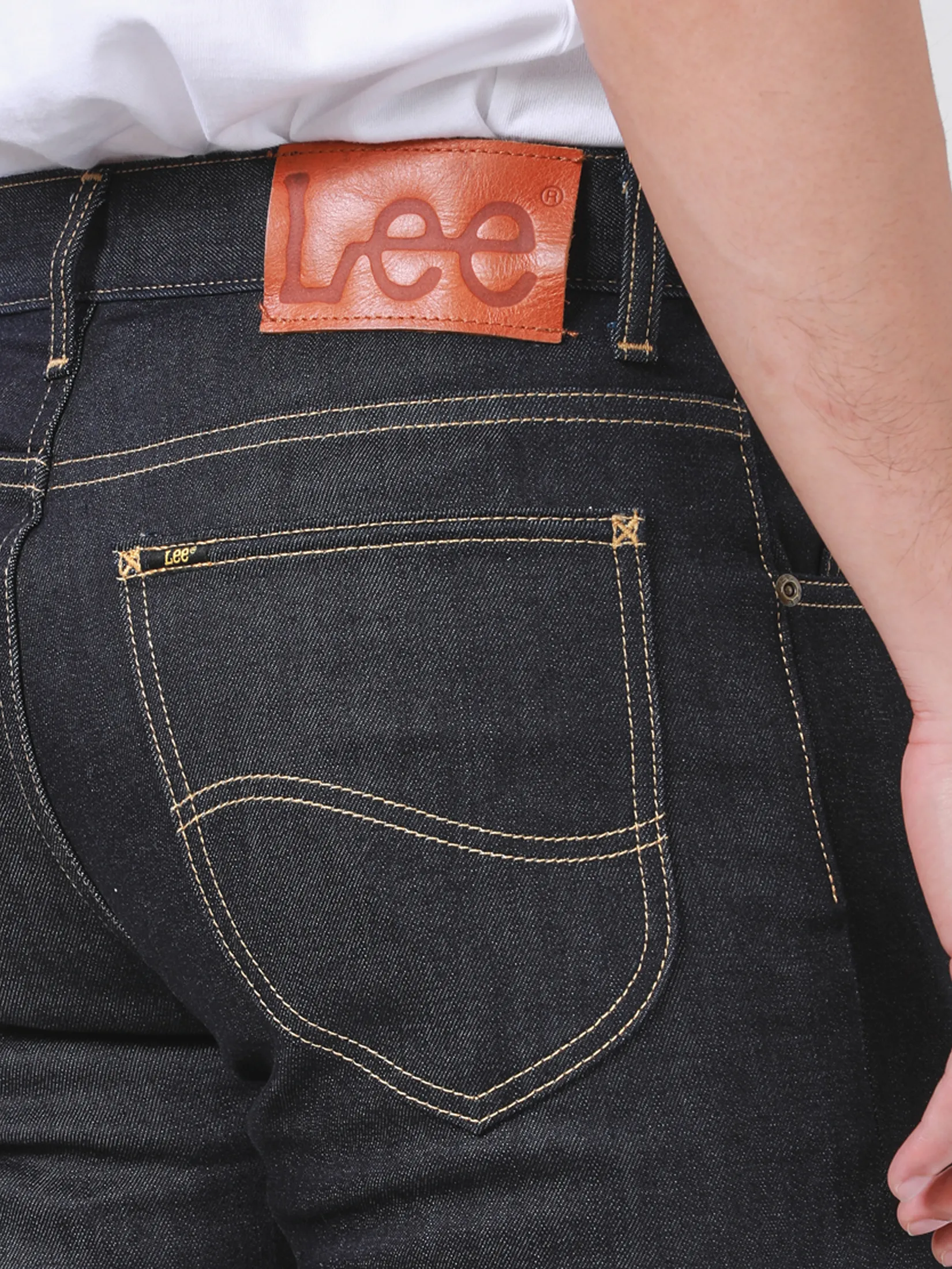 LEE Men s Jeans (Green Selvedge) Lee Riders Collection Mid Zed Fit Raw Denim