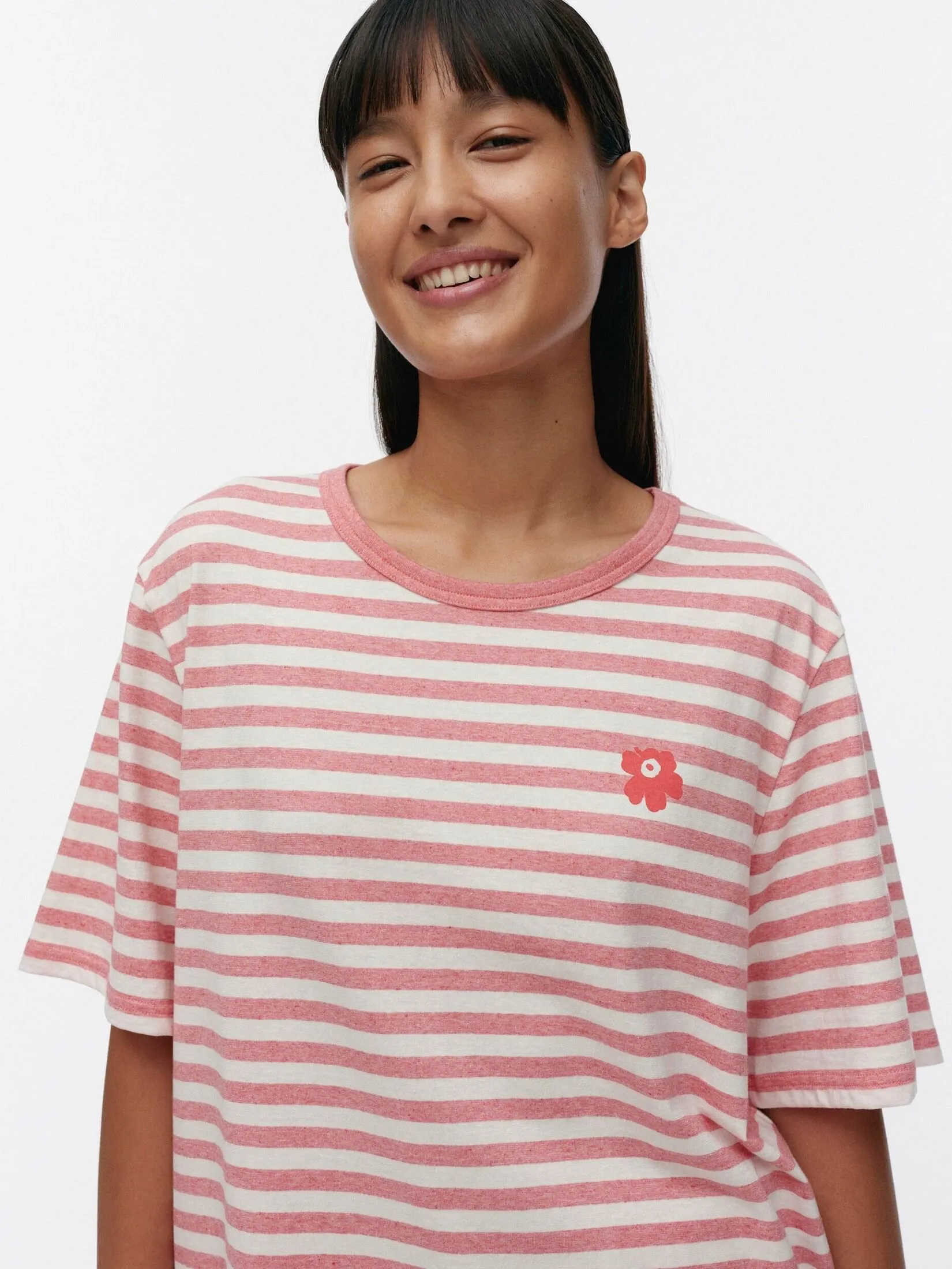 MARIMEKKO RED UNISEX TASARAITA UNISEX UNIKKO SS