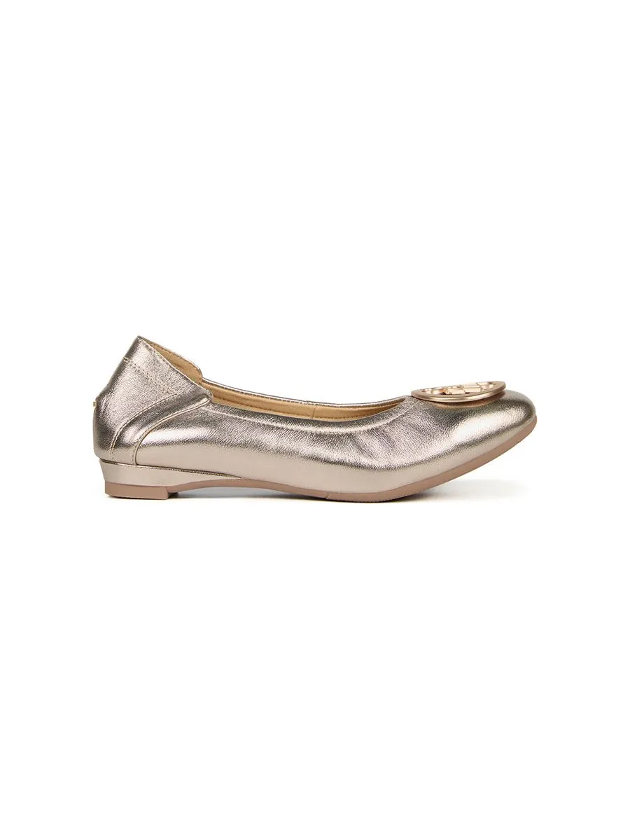 SHU WOMEN  SOFY SOFA 0.5" GOLD SIGNET - DELUXE GOLD