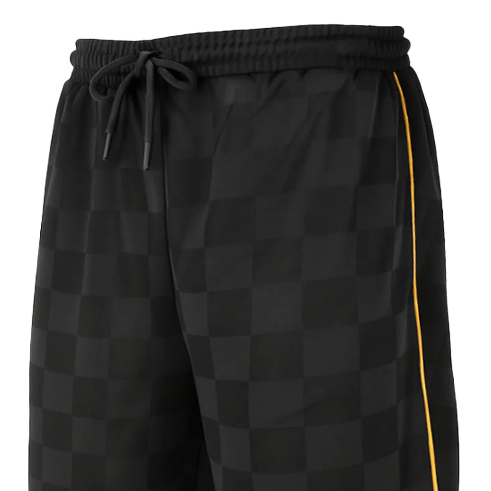 UMBRO Checkered Men Football Shorts Black - UM126AP285EOTH