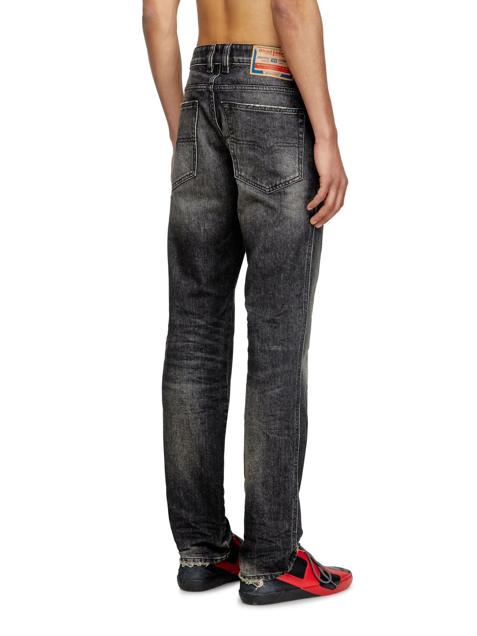 DIESEL Jeans Pants Men 1993 D-VYL L.30 TROUSERS Black