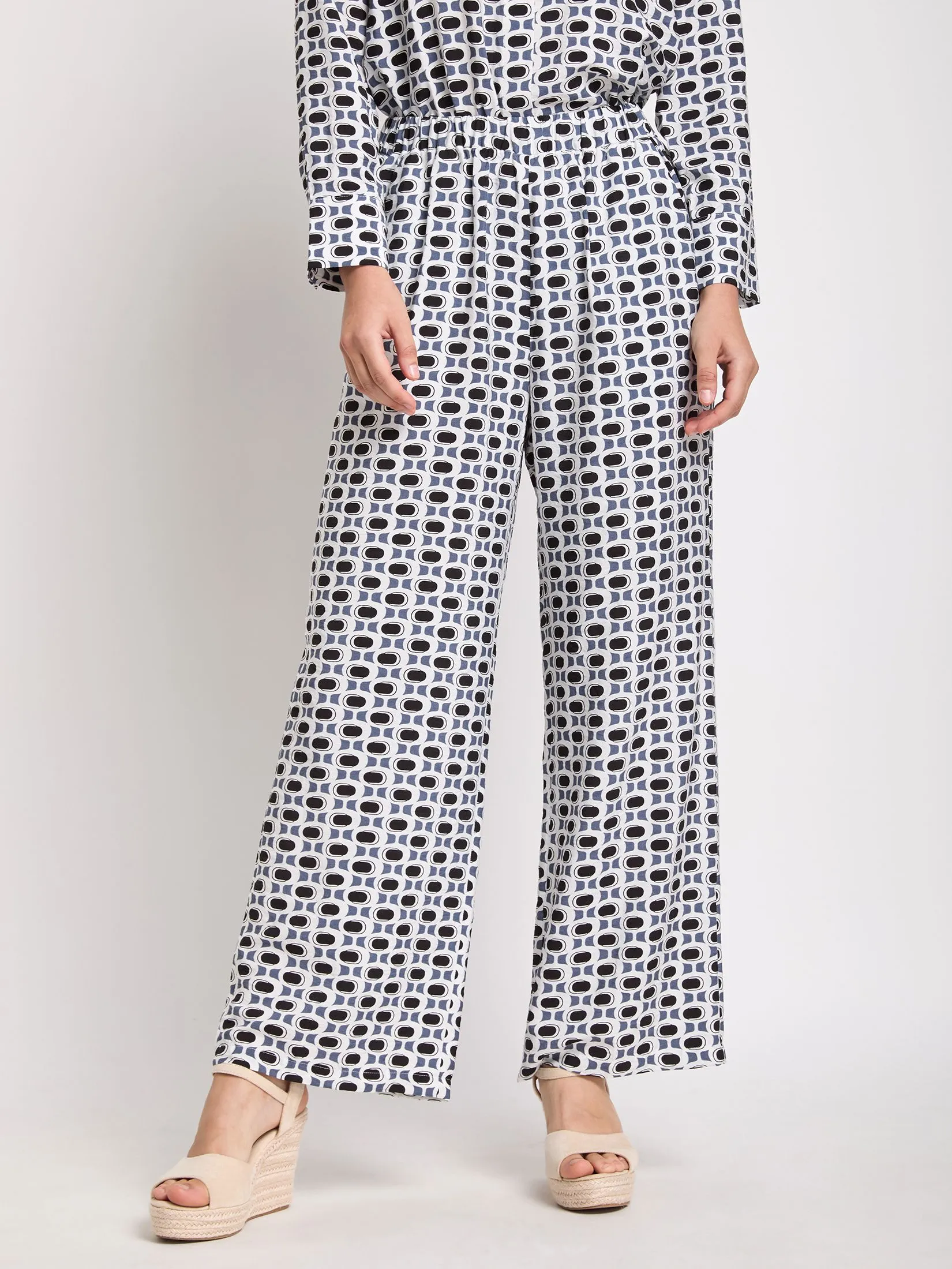 EASY PIECES Women Pants