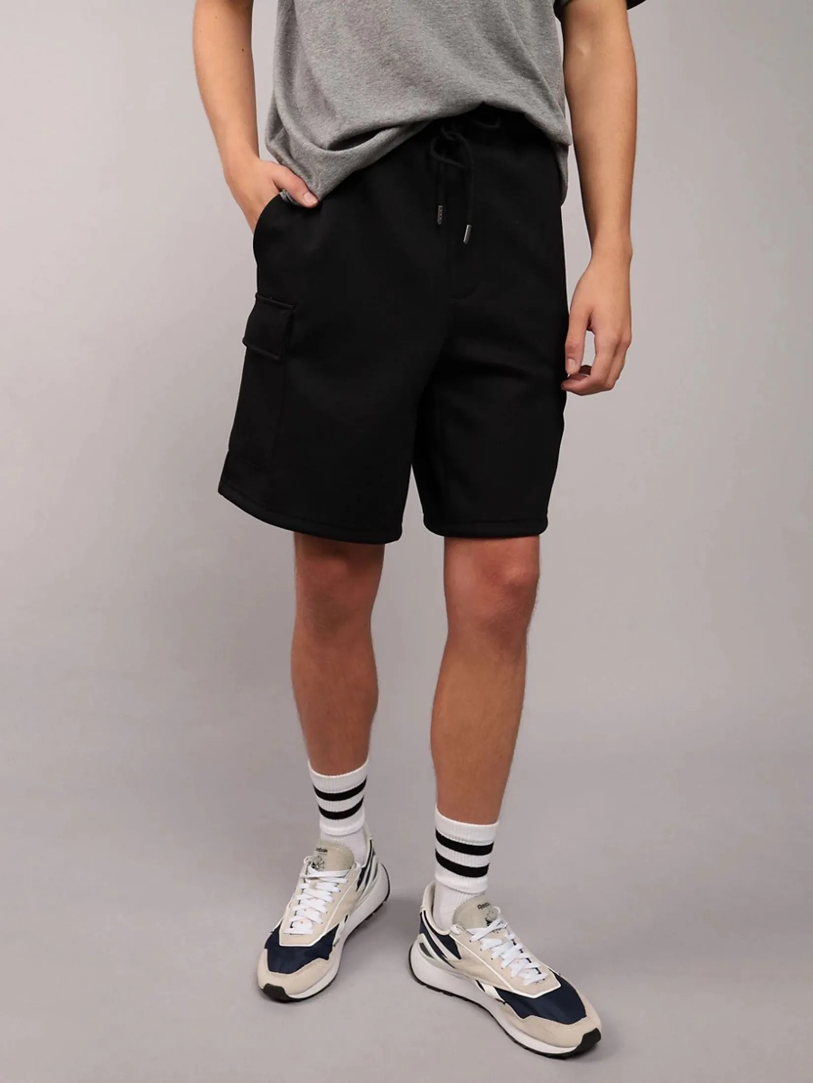 AMERICAN EAGLE MEN 7612 MANCHEGO CARGO SHORT 001 BLACK