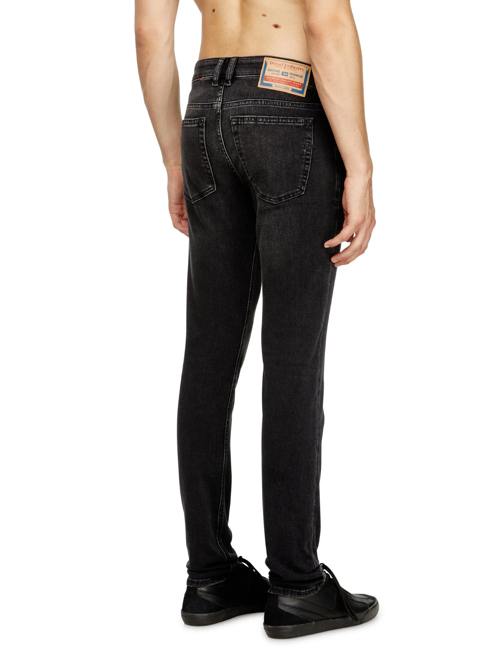 DIESEL Jeans Pants Men 1979 SLEENKER L.30 TROUSERS Black