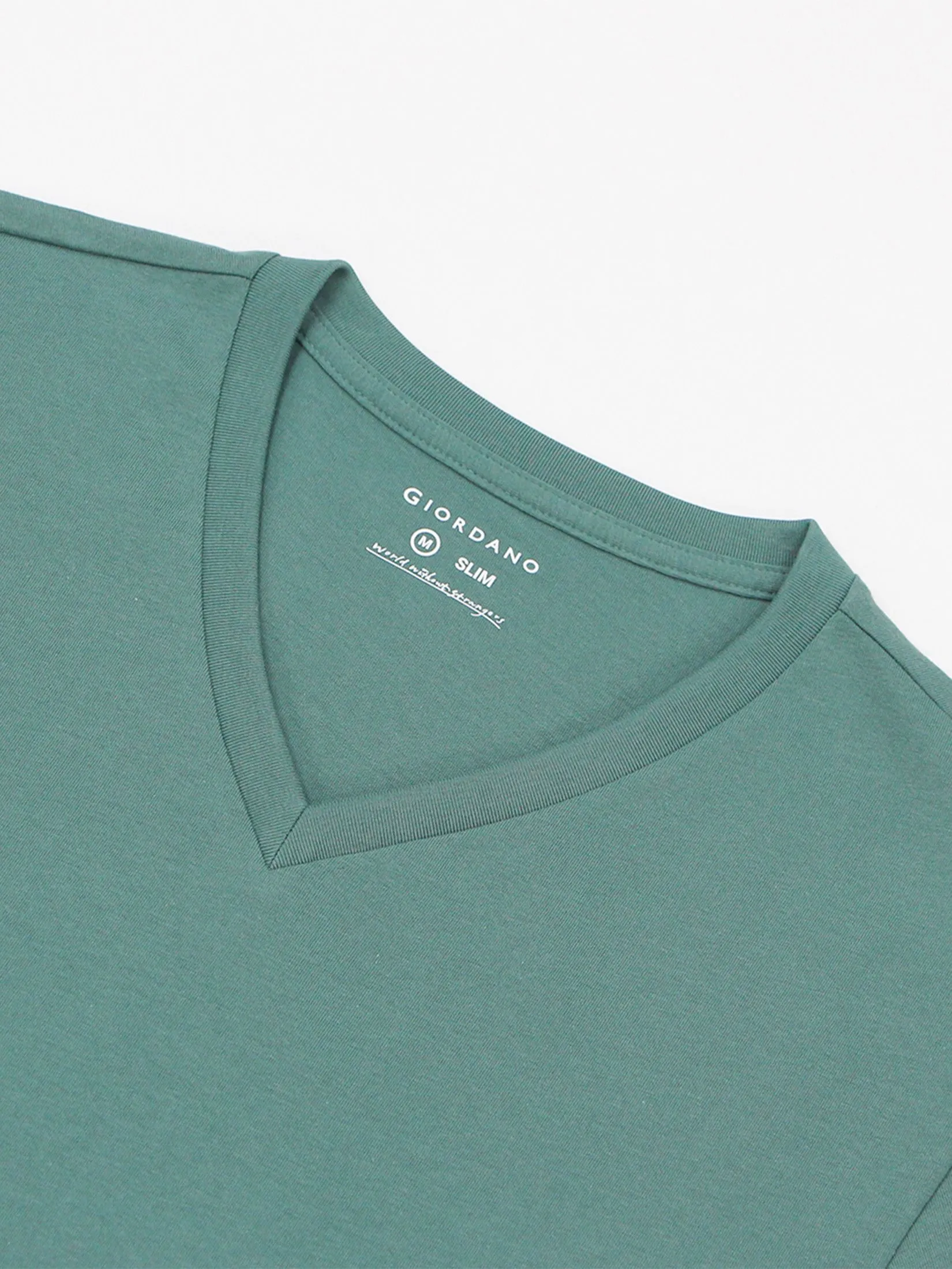 GIORDANO Men's Slim V-Neck Tee Smoky Emerald green
