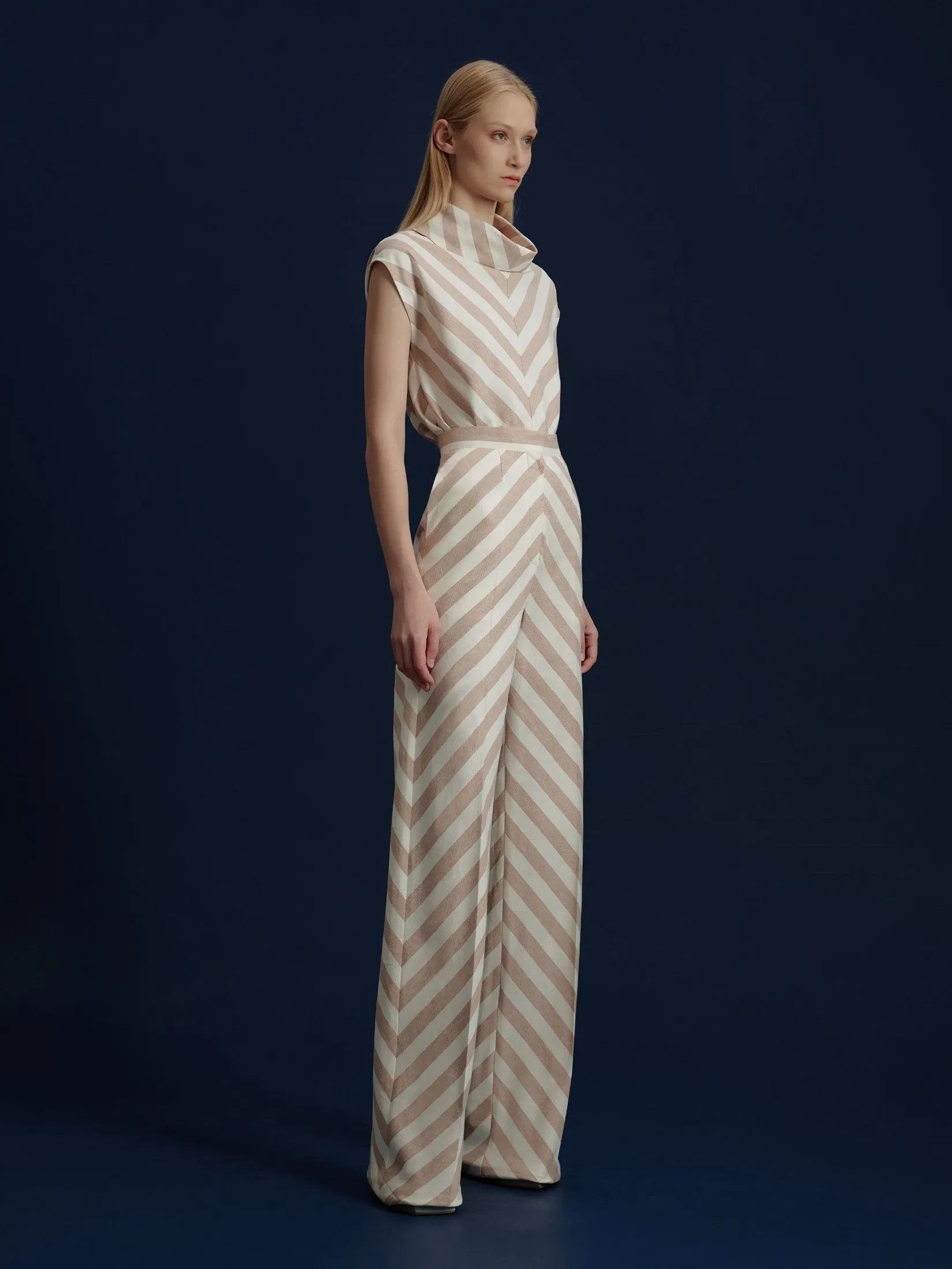 ASAVA (AW24 )Avianna Women Straight-Leg Pants Brown