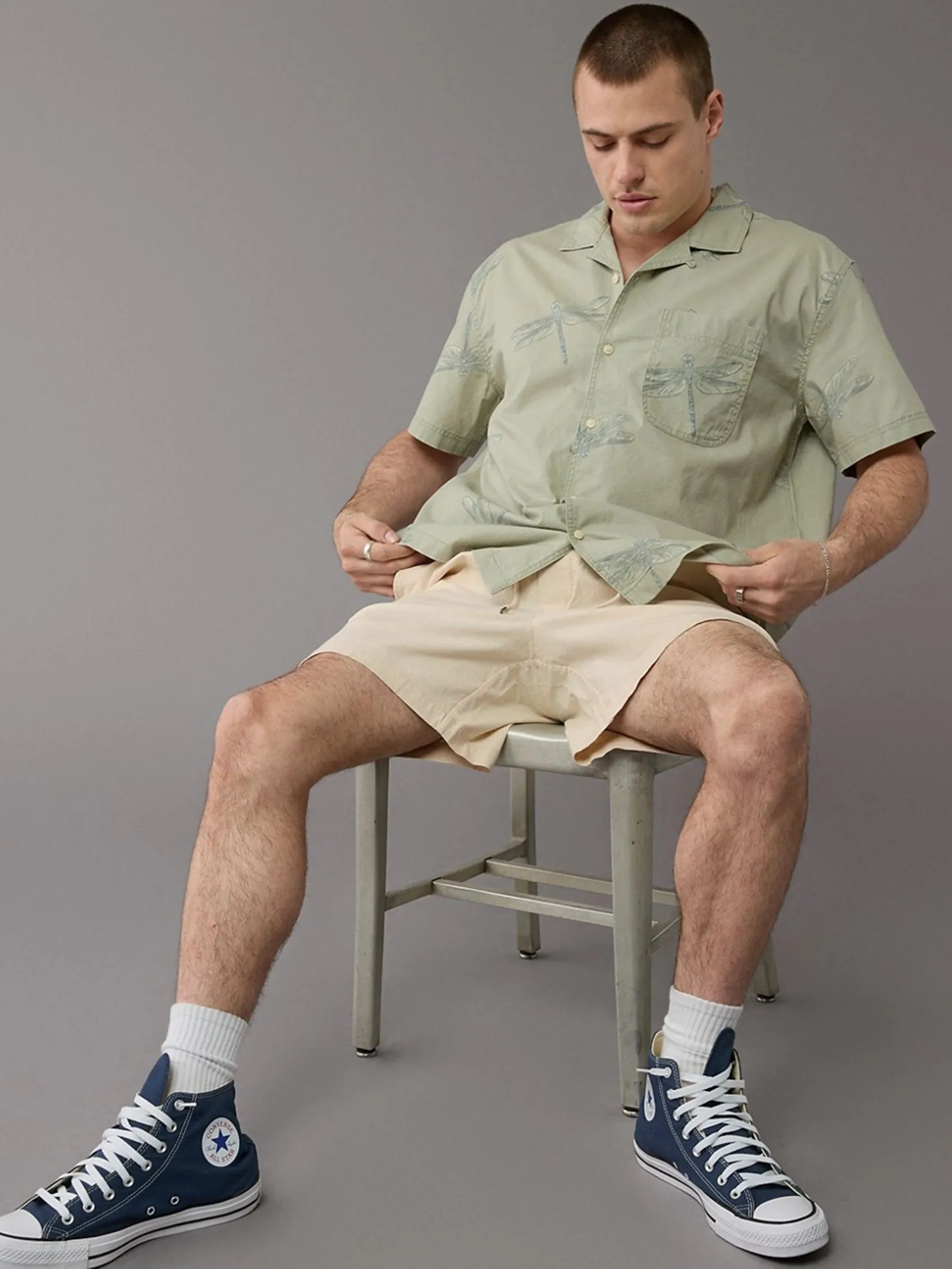 AMERICAN EAGLE MEN DAN DRAGONFLY SS OVERSIZED CAMP COLLAR STAFFORD FADE 331 OLIVE FUN