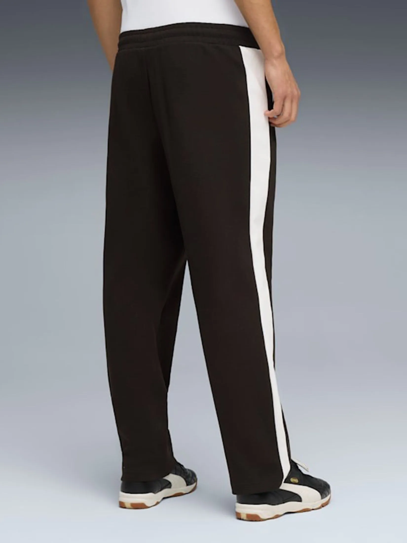 PUMA Unisex Track Pants T7 Relaxed Jacquard