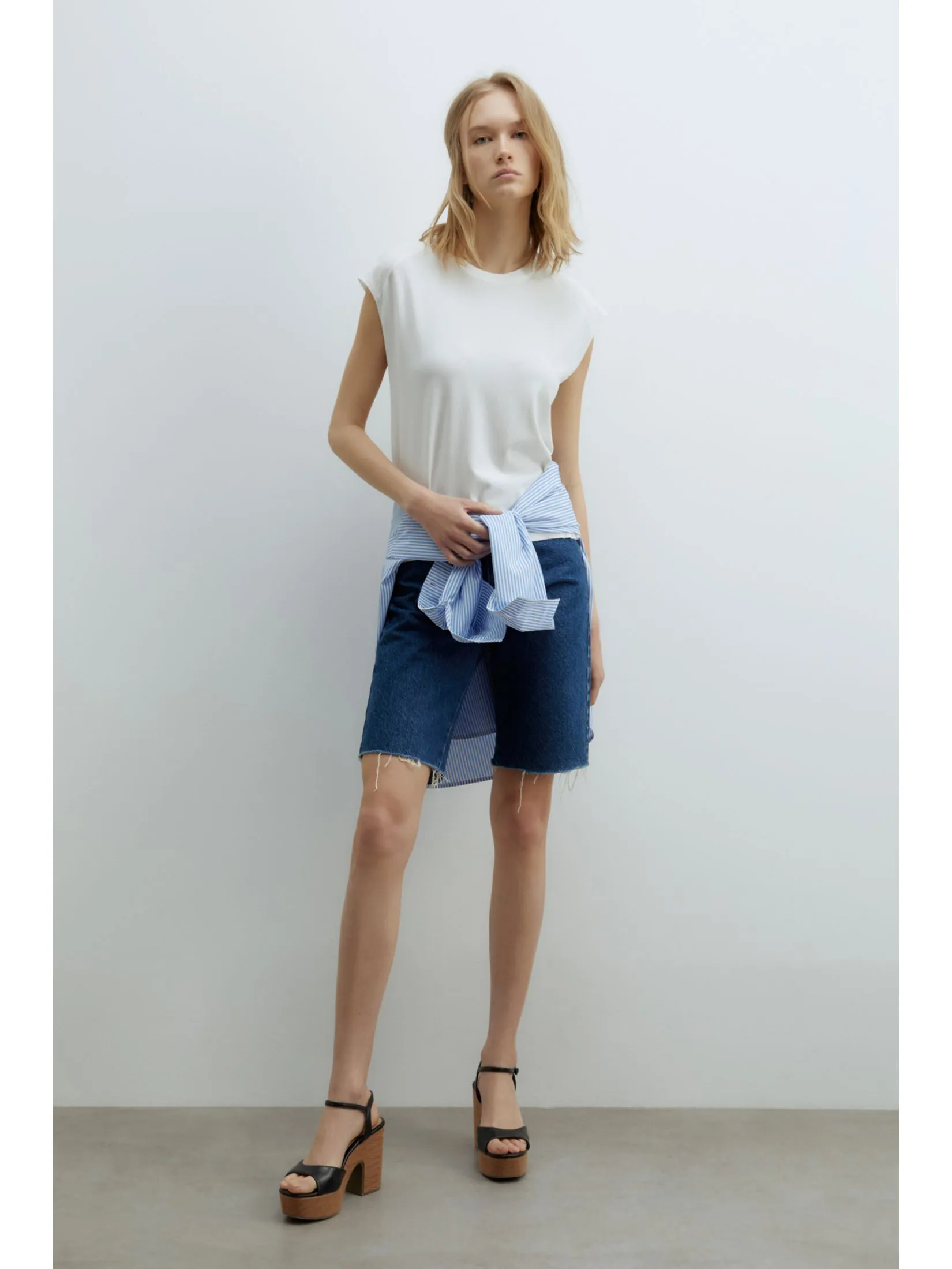 SFERA Women T-Shirt Sleeveless Liso Manga Sisa