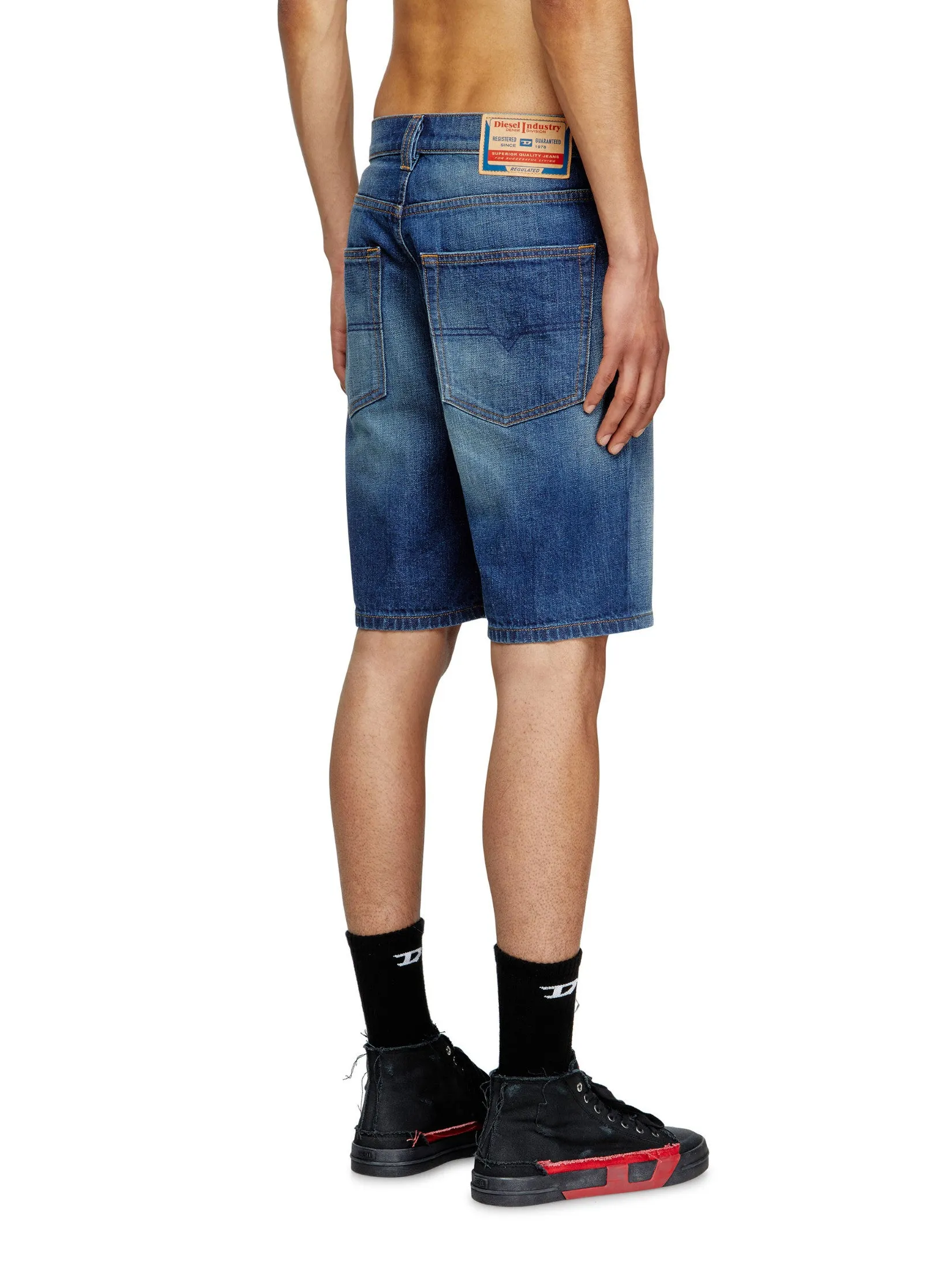 DIESEL Jeans Shorts Men REGULAR-SHORT SHORTS Blue