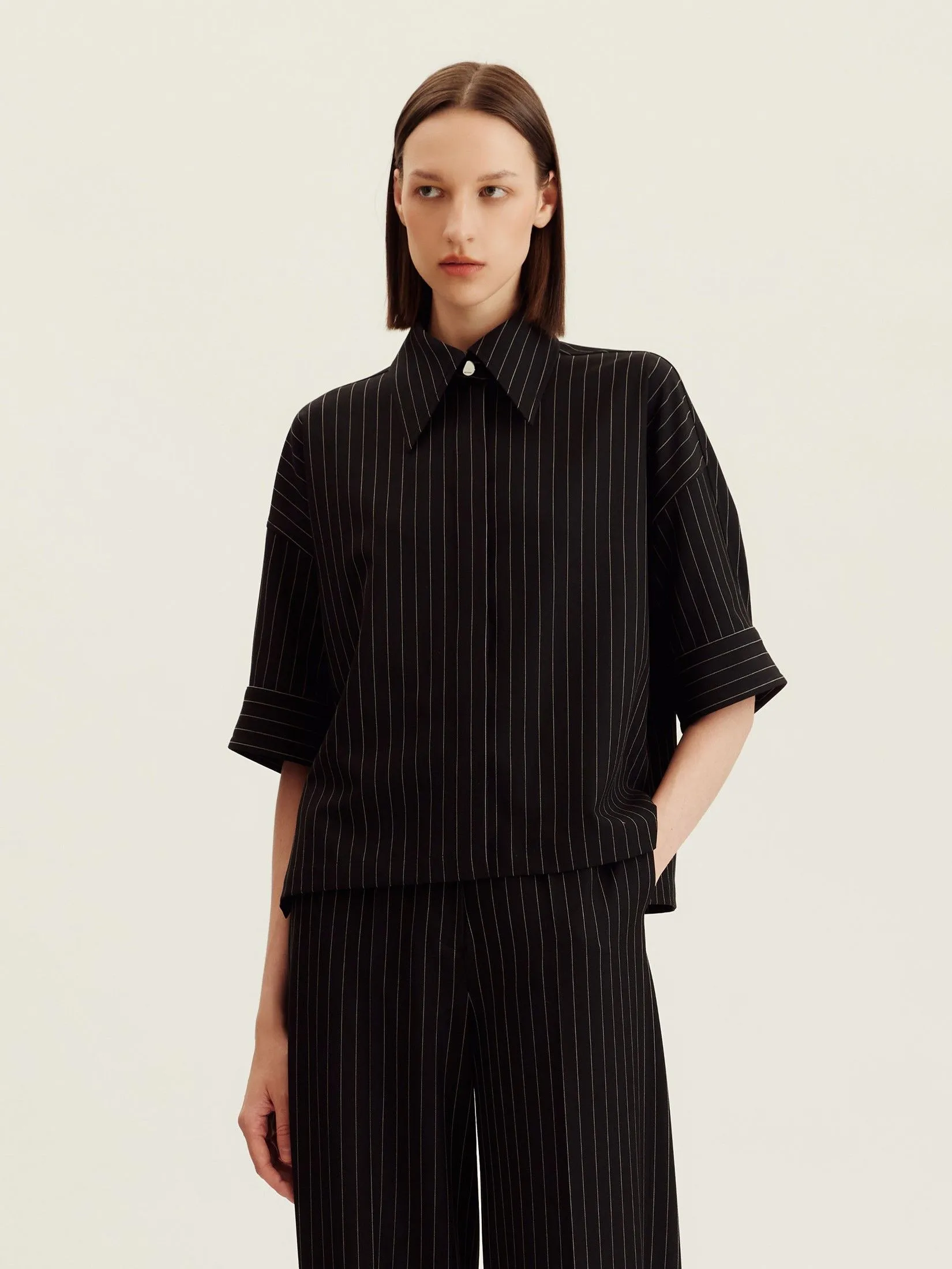 ASAVA (AW24) Pinstriped Women Cropped Shirt Black