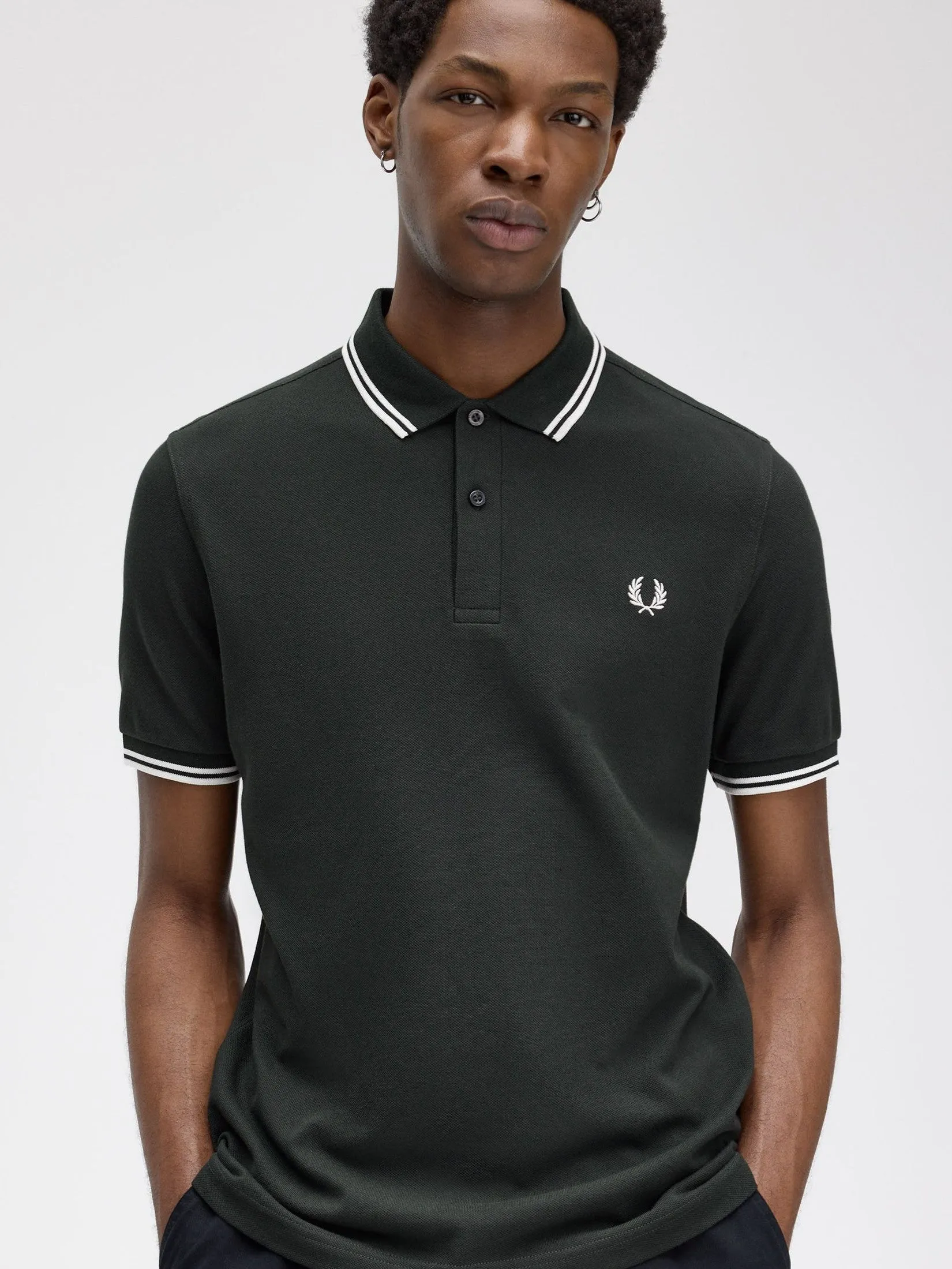 FRED PERRY Men TWIN TIPPED FRED PERRY SHIRT Green