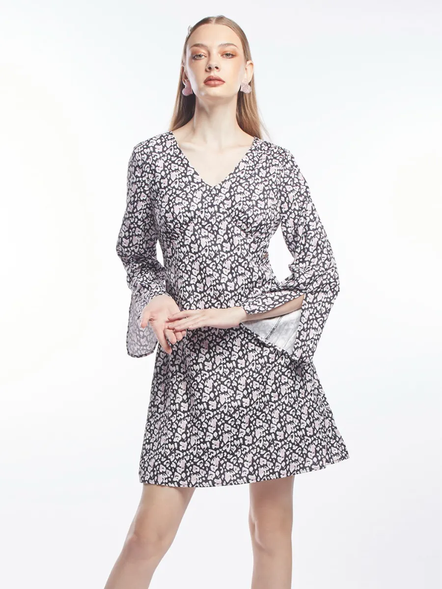 ESP Mini Heart Print Dress with Bell Sleeves Women Black