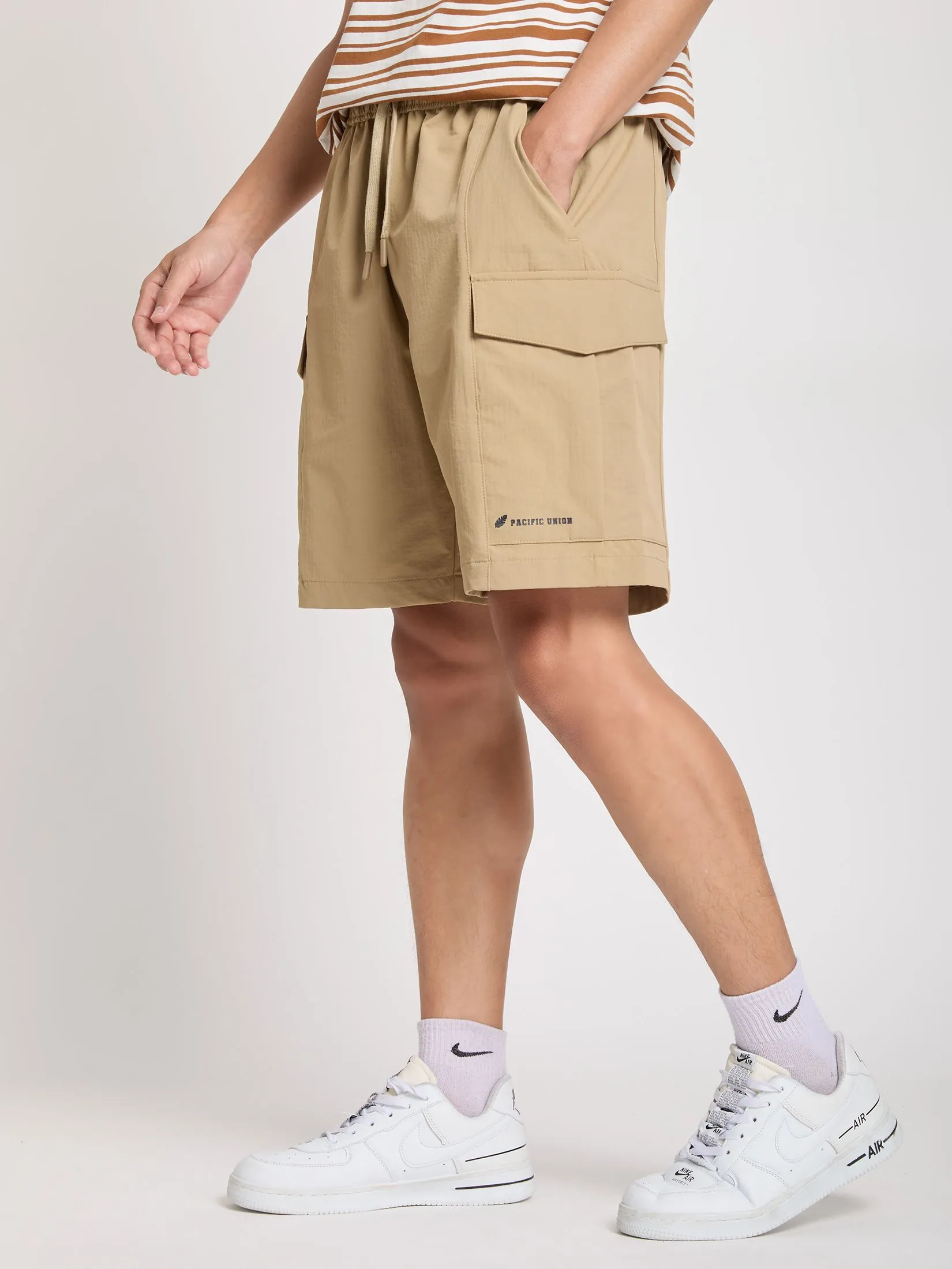 PACIFIC UNION Men Cargo Shorts Relaxed Fit