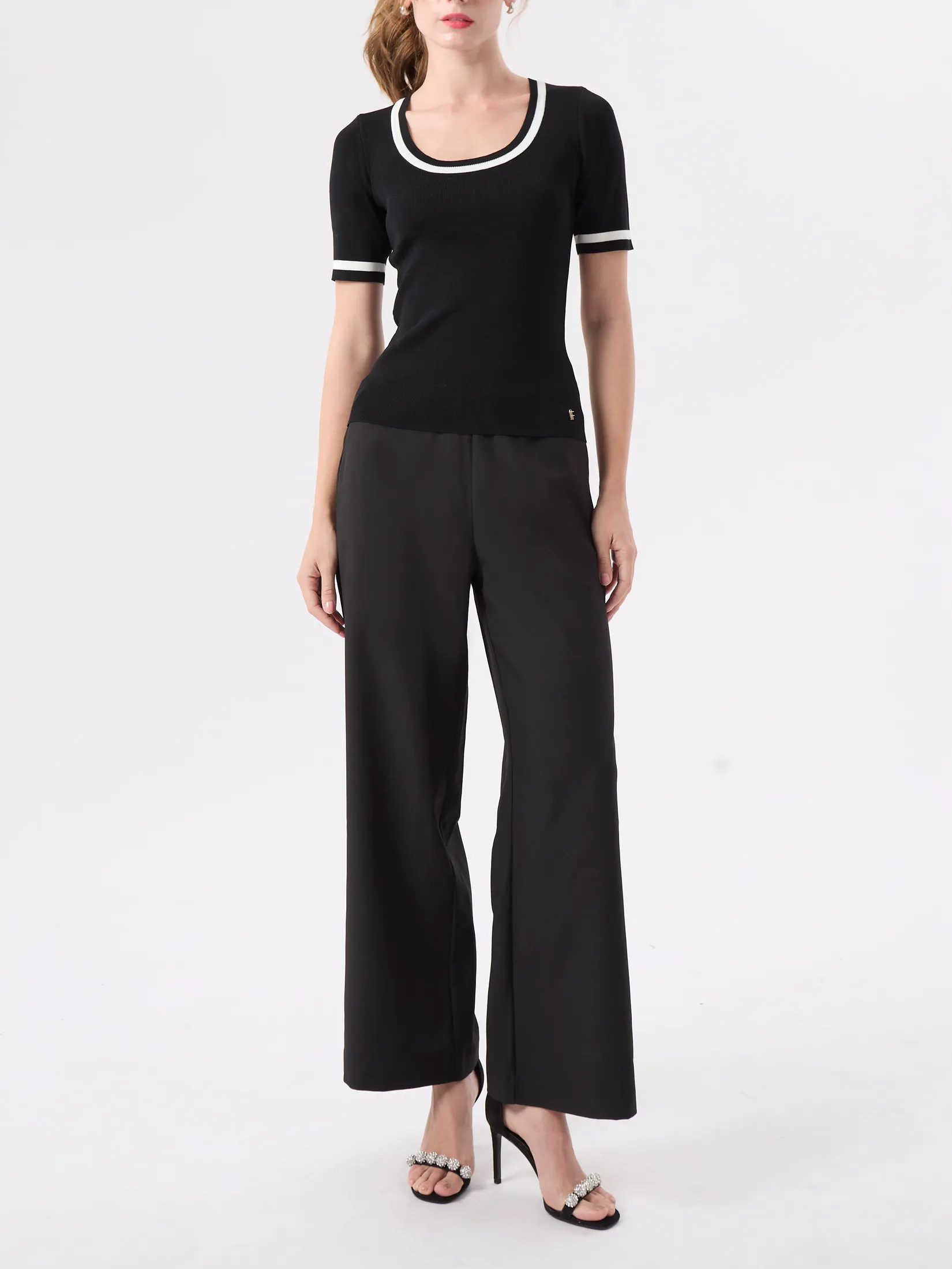 F-FASHION U-neck Knit Top Women Black