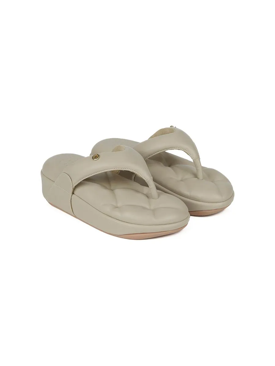 SHU WOMEN  SOFASHOES 2.5" CLASSIC THONGS - NUDE