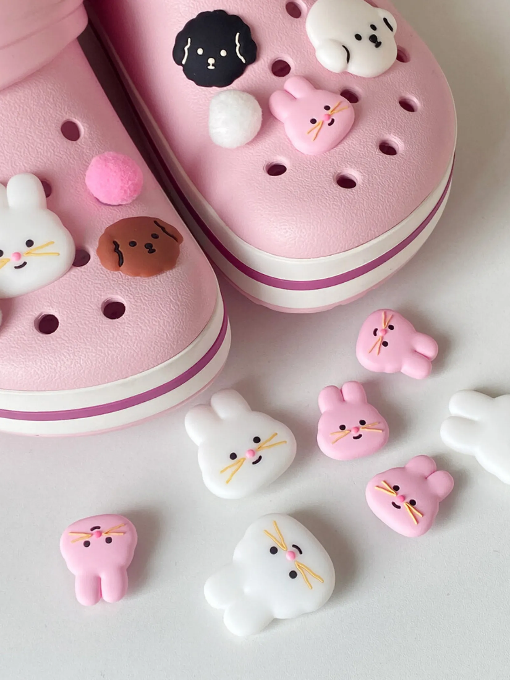 MILL AND MOI MNM Silicone charm - Bunny  White (L)