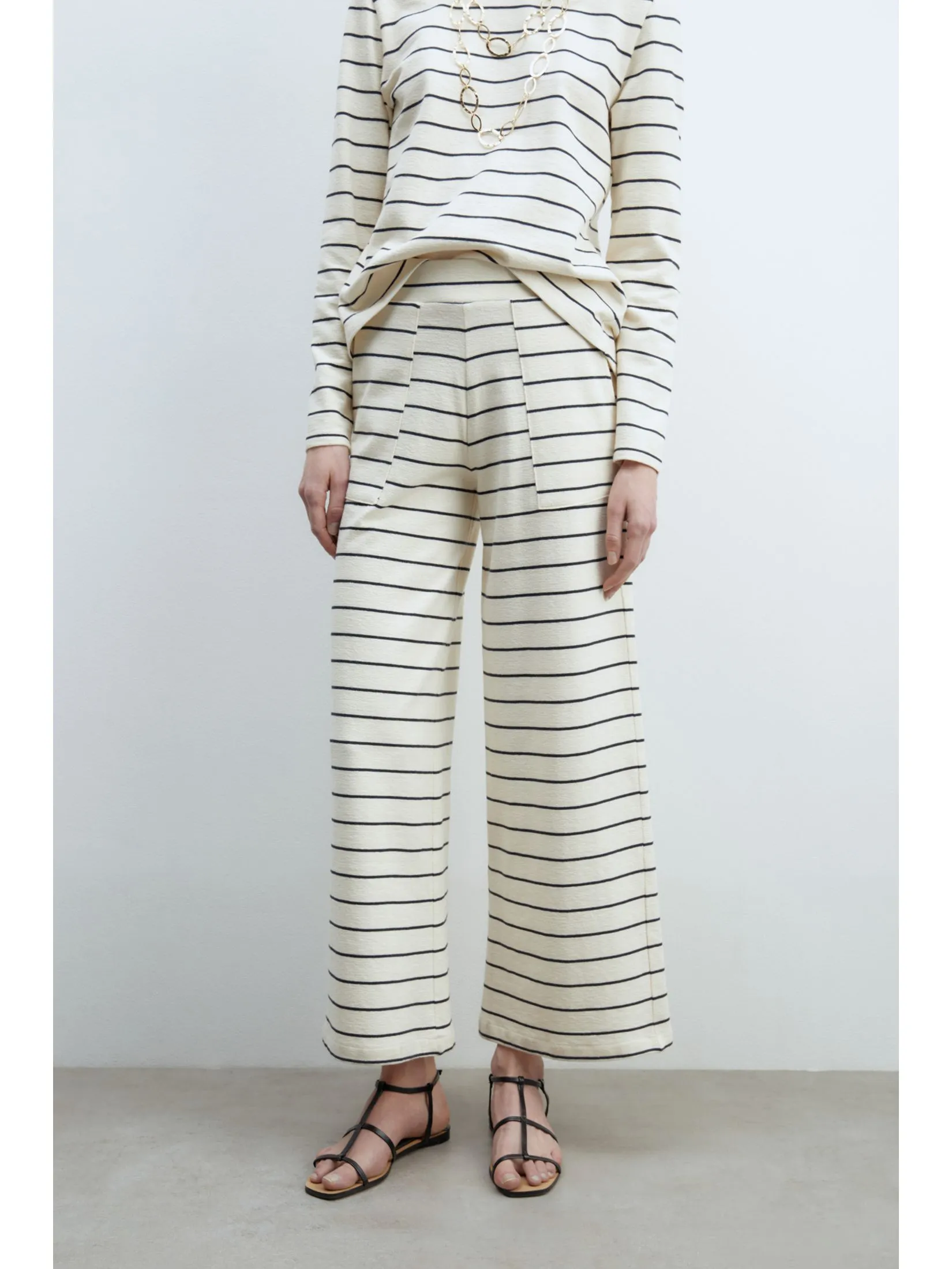 SFERA Women Trousers