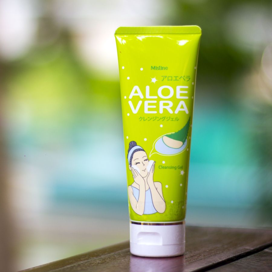 Очищающий гель для умывания с алоэ вера Mistine 100 гр