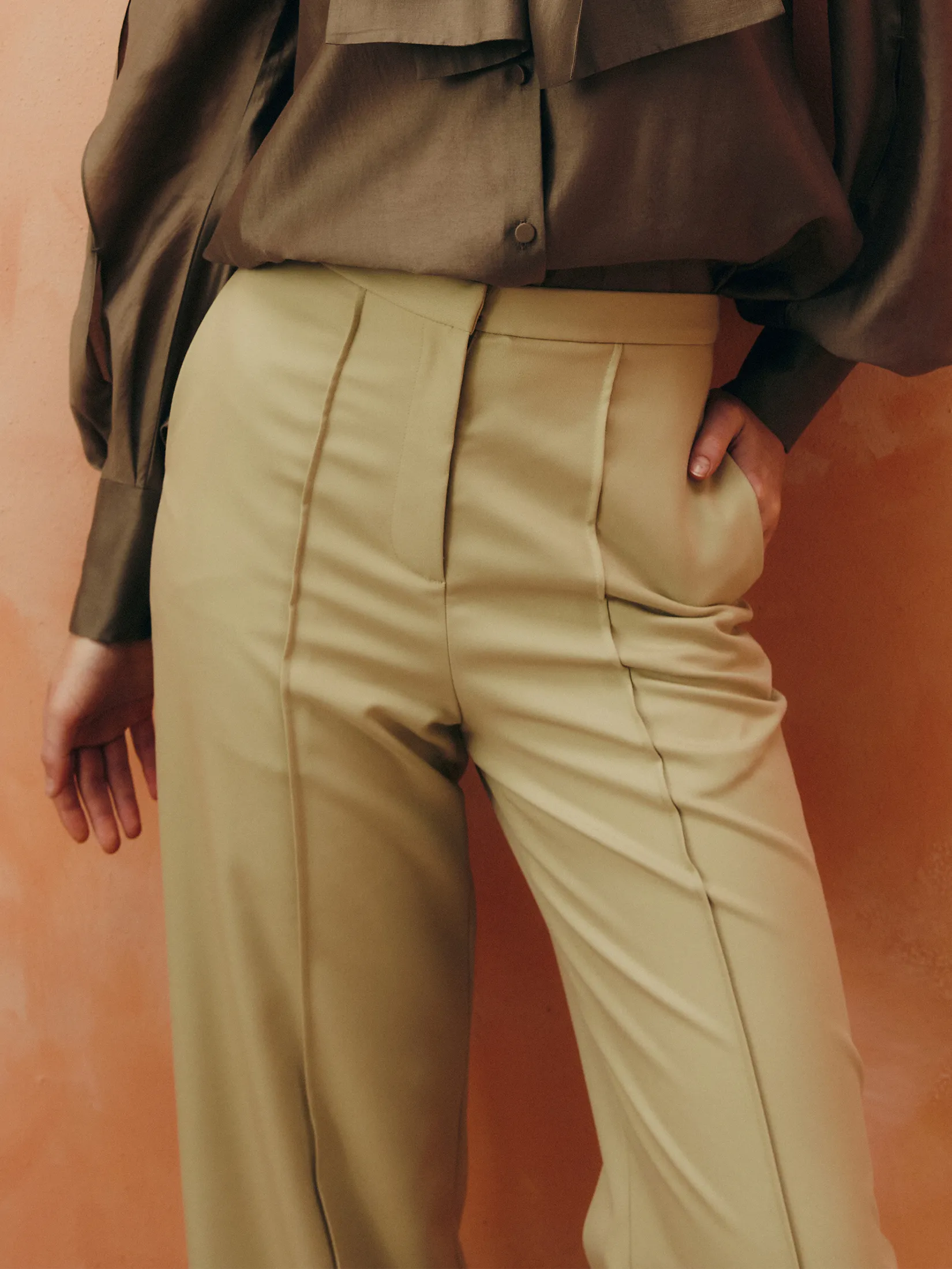 SHAKA Woman Pants Front Seam Tailored Beige