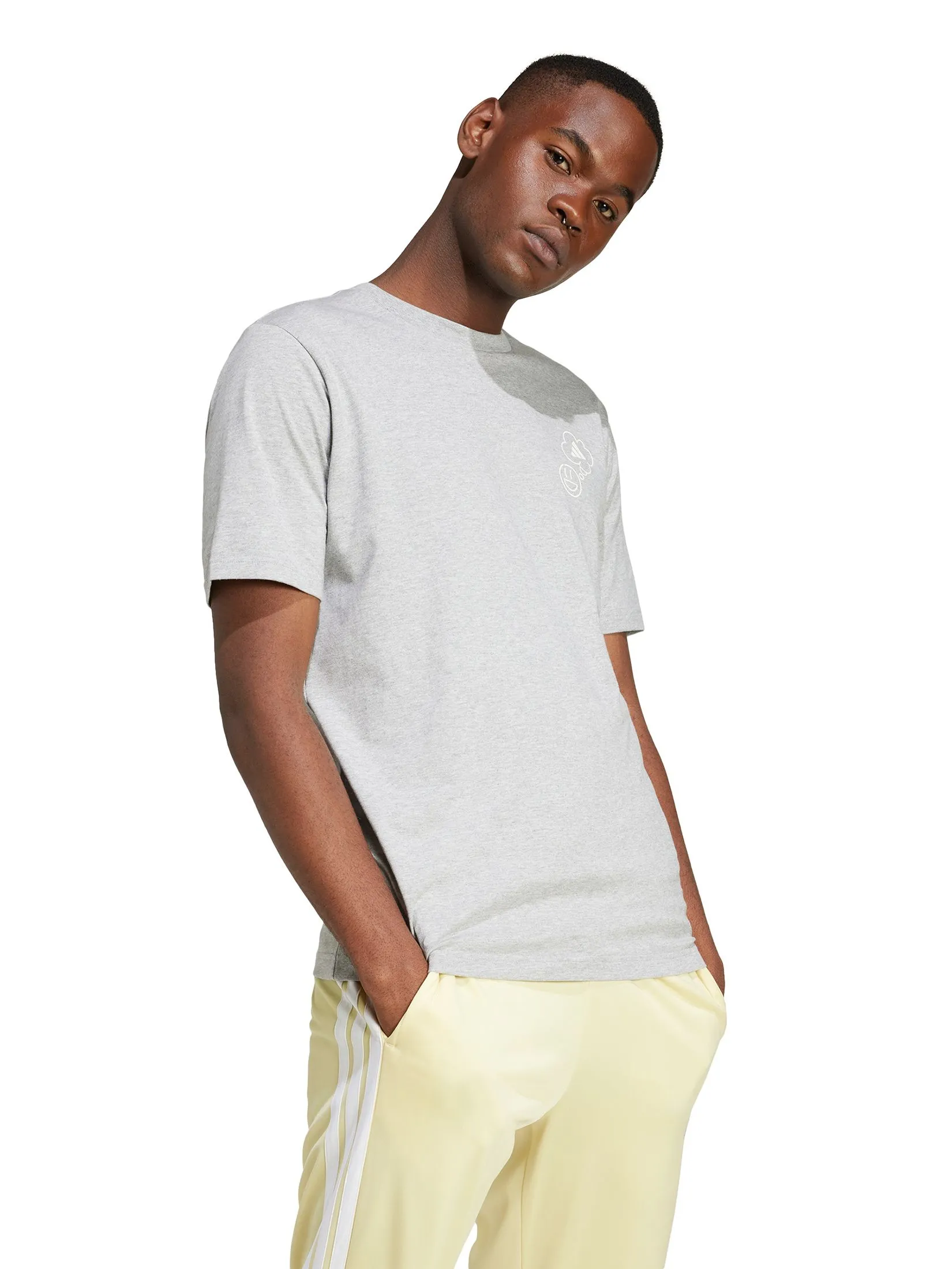 ADIDAS Men T-Shirt Lounge Verbiage Circle Graphic JJ3989 Medium Grey