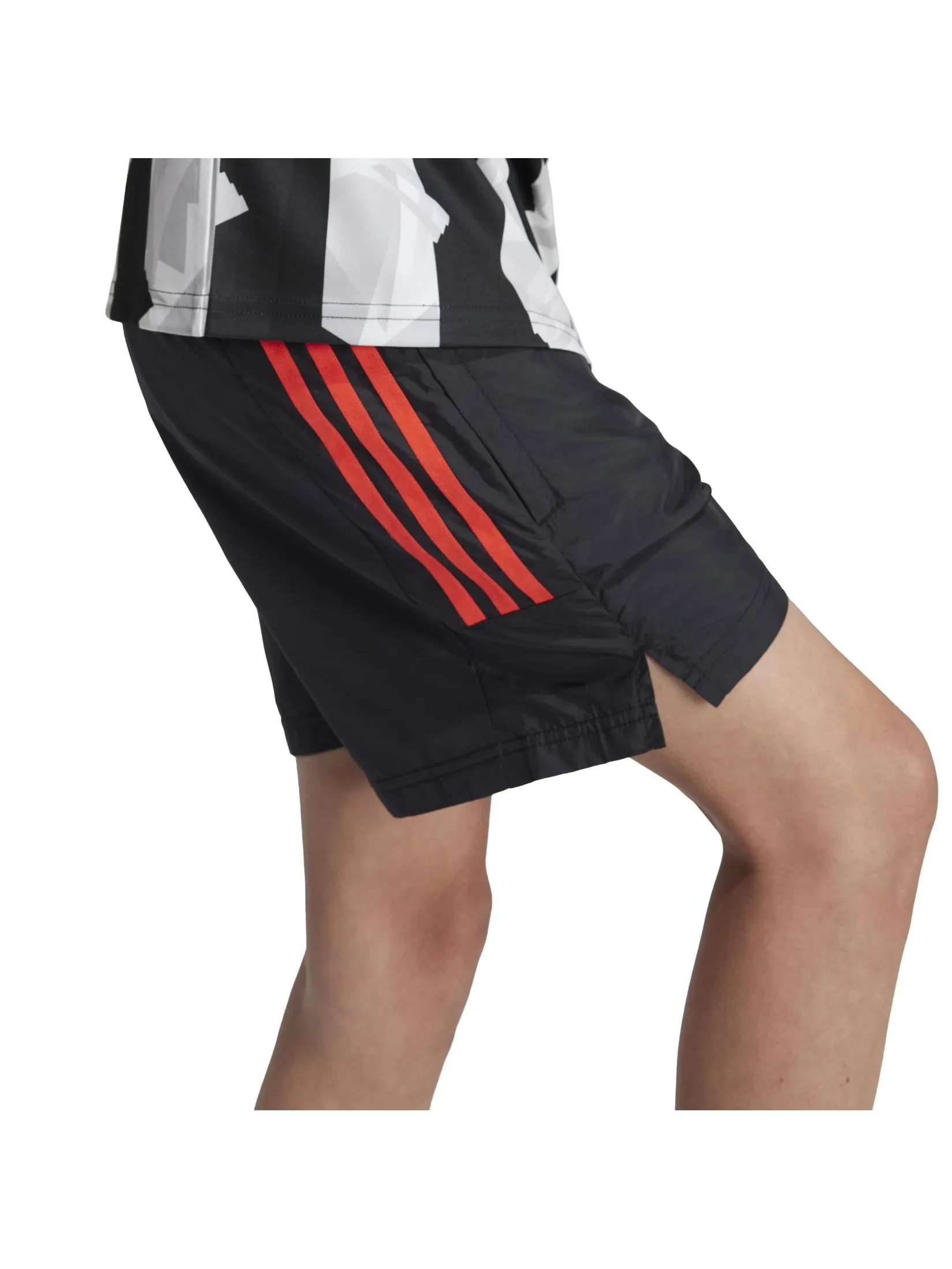 ADIDAS KIDS Unisex Kids Shorts Tiro Woven Shorts K Black