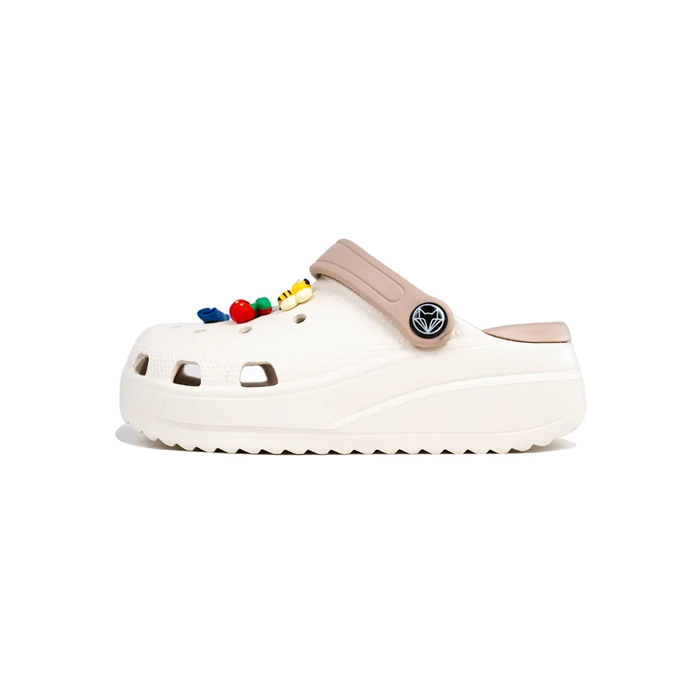 ROVING FOX Cream Sandals RF6423 Free Jibbitz