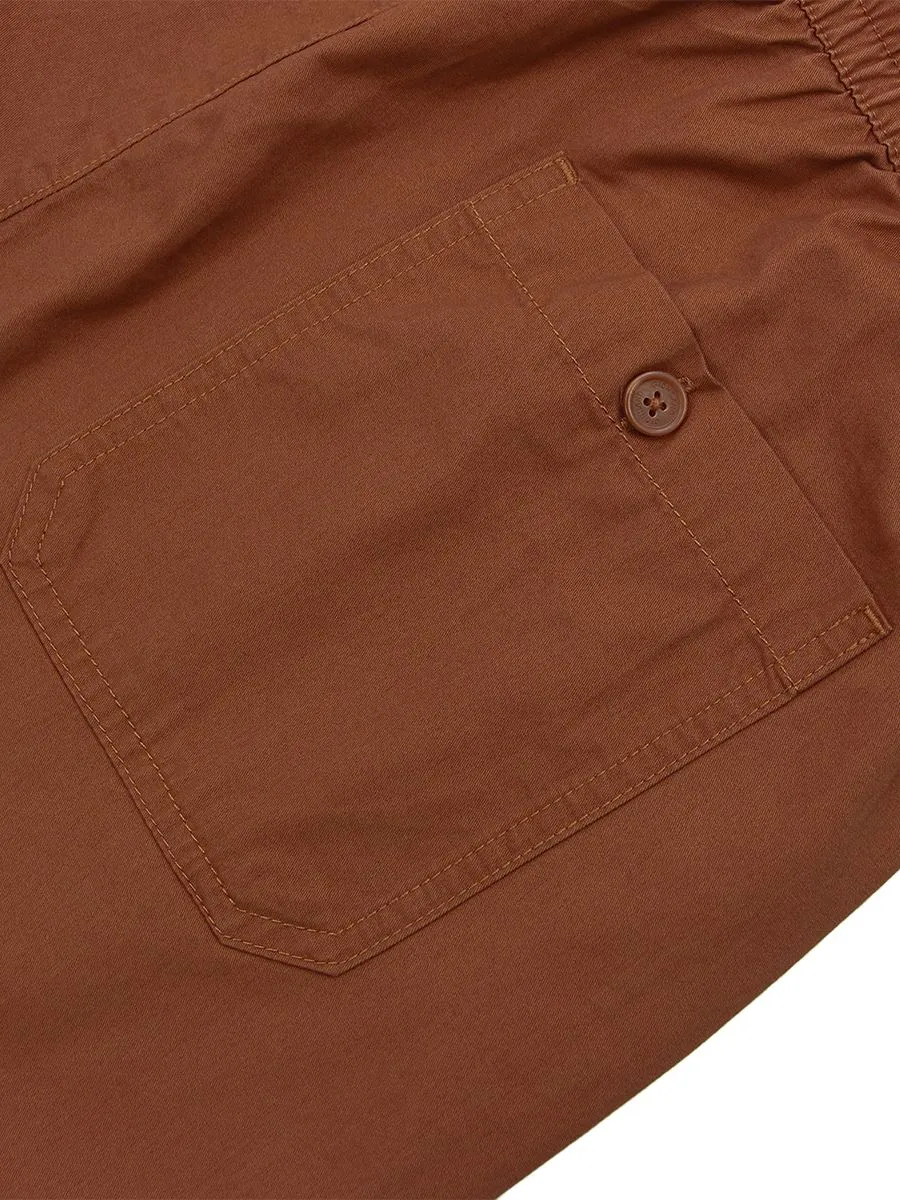GIORDANO Men's Mid-Rise Slim Fit Elastic Waist Twill Bermuda Shorts Coconut Shell Brown