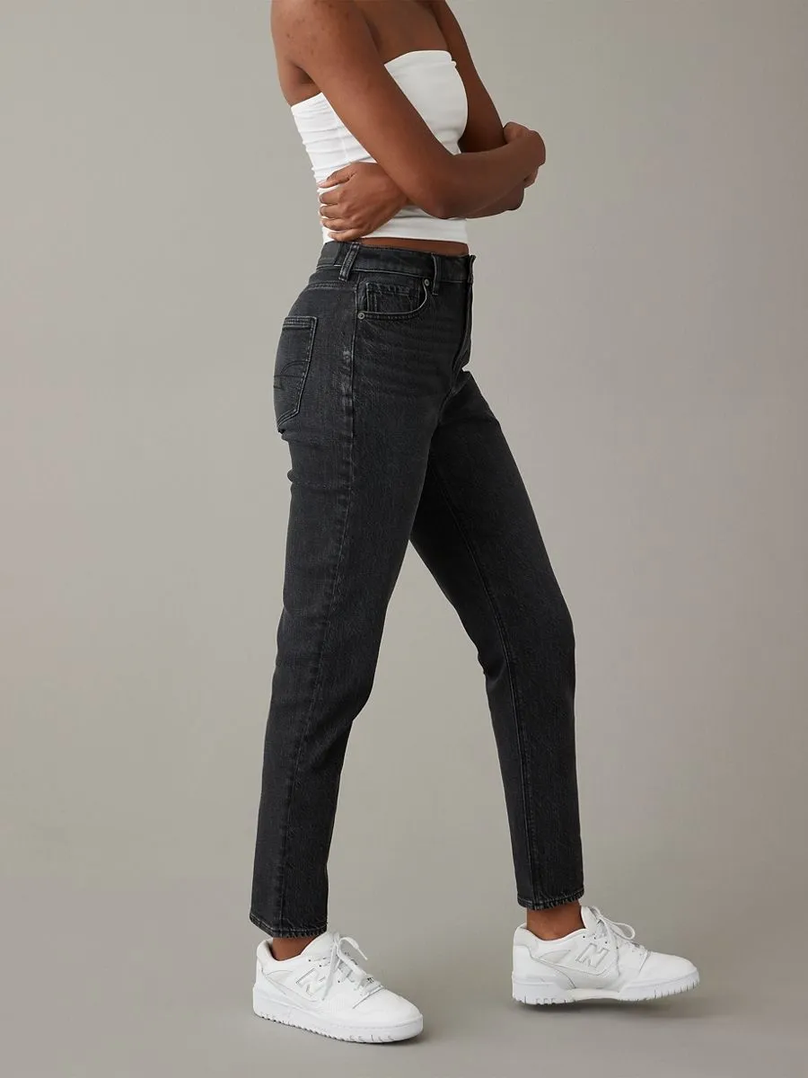 AMERICAN EAGLE WOMEN MOM JEANS 055 ALWAYS BLACK
